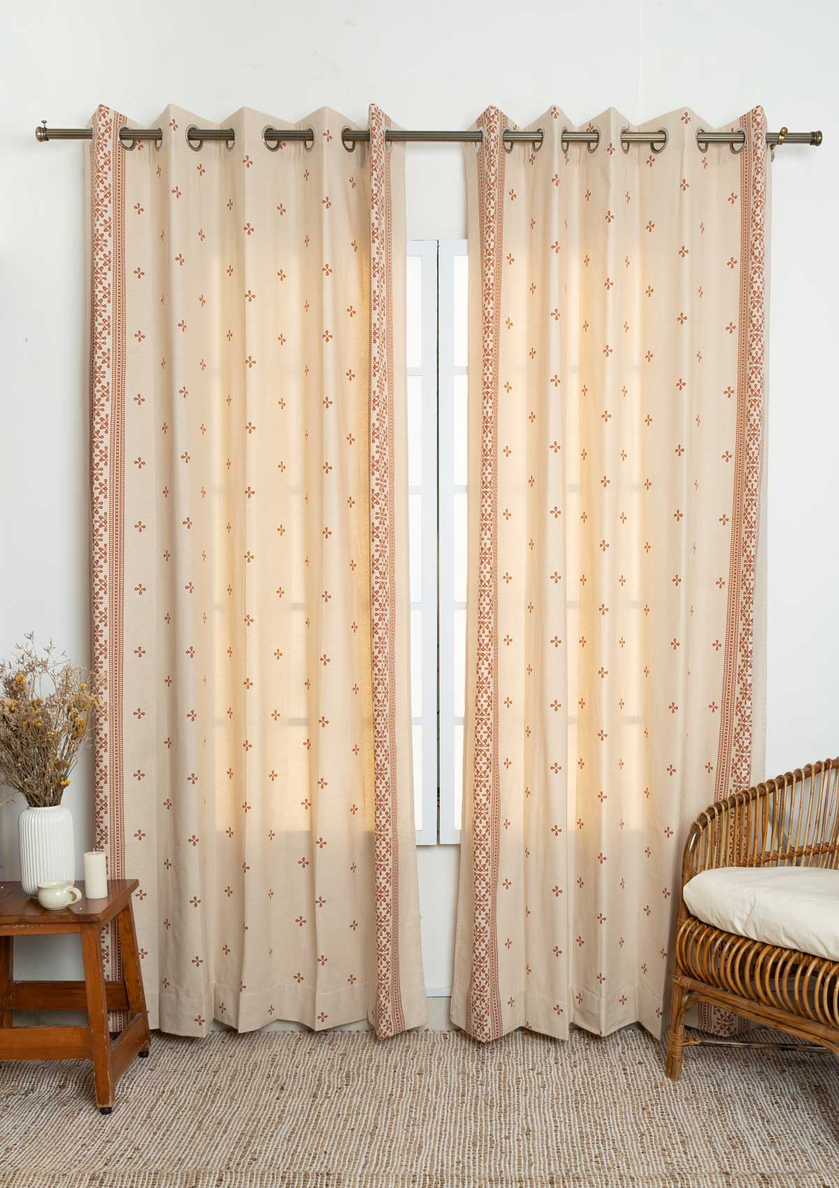 Kolam minimal Printed 100% Cotton Curtain for Living Room and Bedroom - Brick red - Single Piece