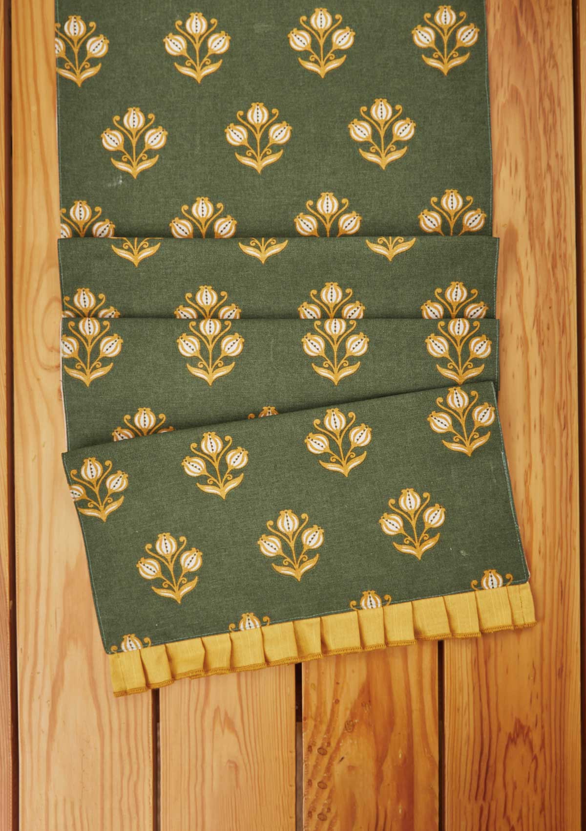 Alleppey 100% cotton ethnic table runner for 4 seater or 6 seater Dining with tassels - Pepper green