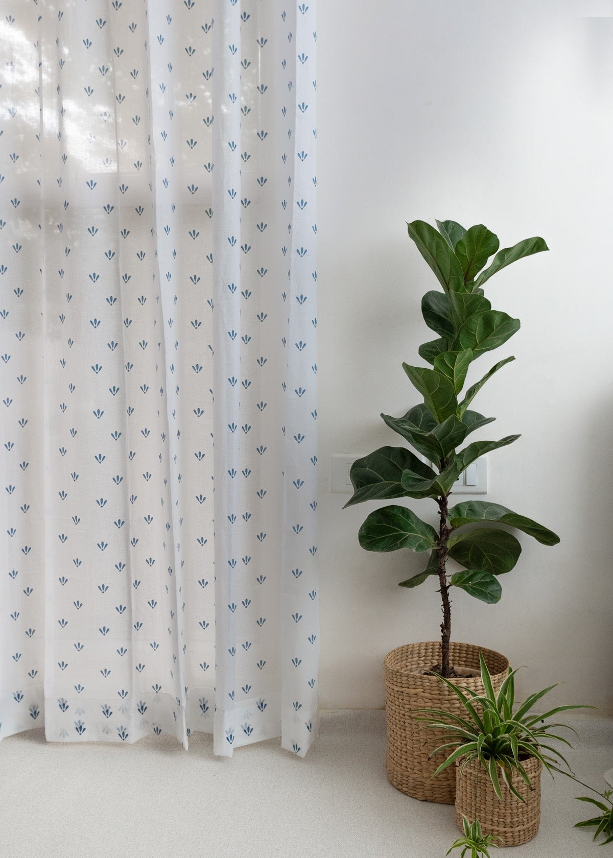 Aniseed 100% cotton floral sheer curtain for living room - Light filtering - Nile Blue - Pack of 1