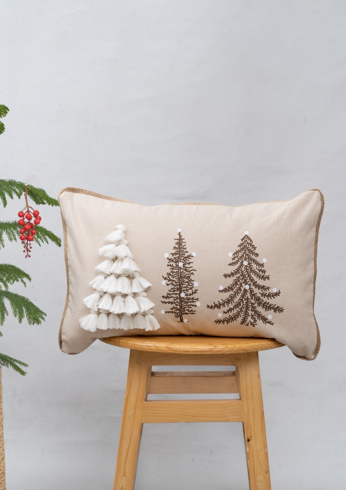 Christmas forest 100% cotton embroidered decorative cushion cover for sofa - Beige