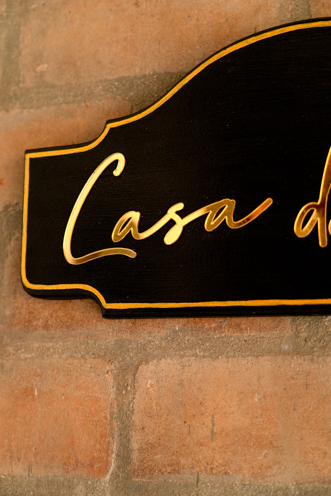 Casa de Customizable Name Plate
