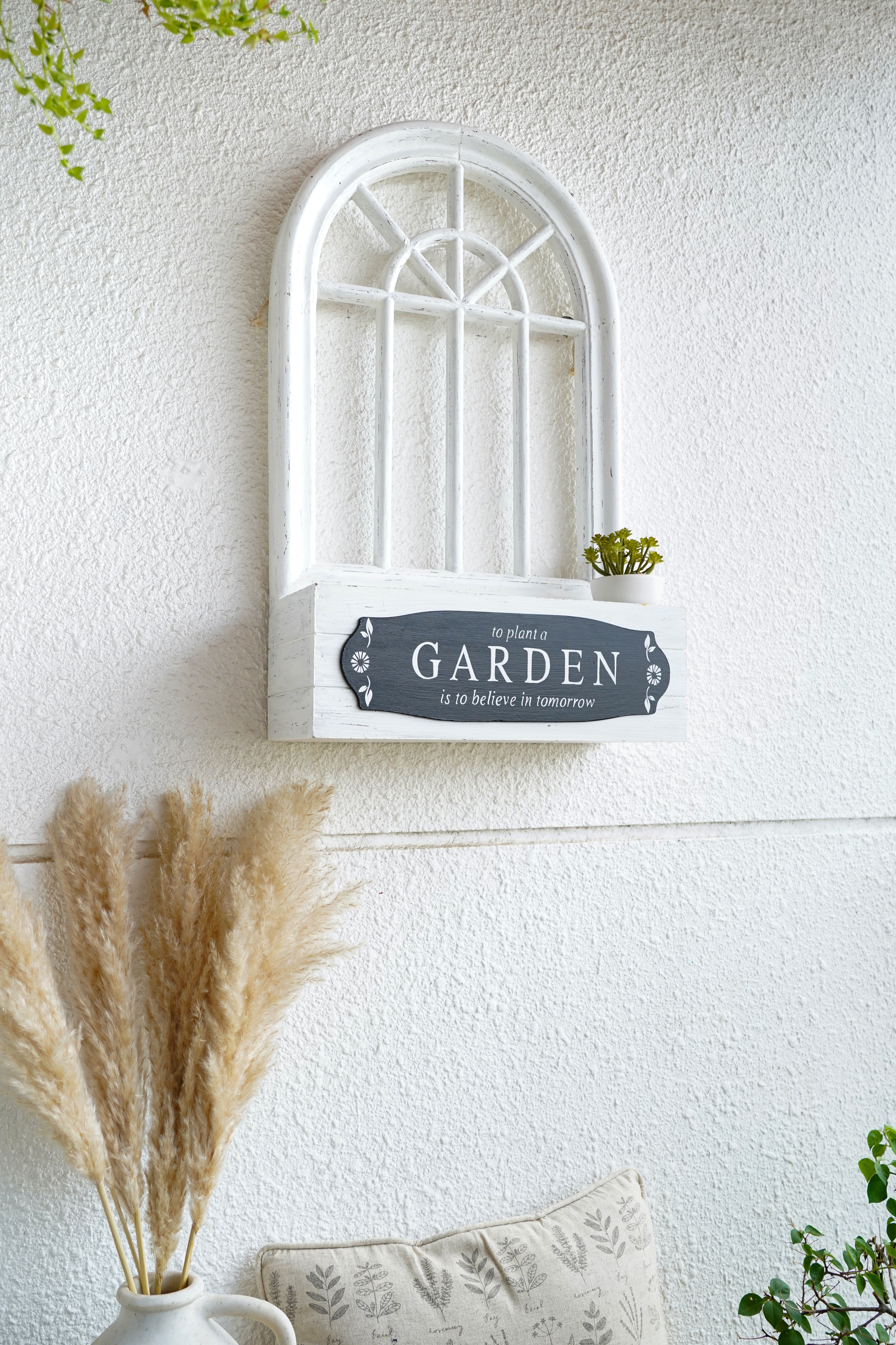 Elysian Arched Frame - Bloom Garden with Basket
