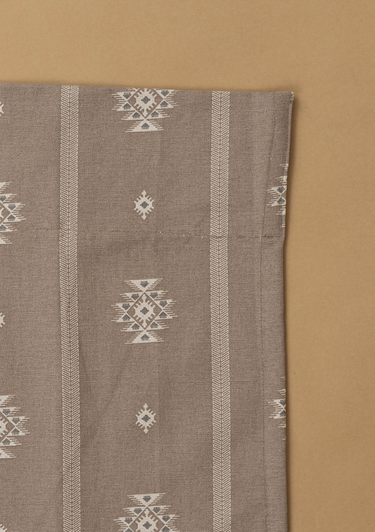 Feather Printed Cotton Fabric