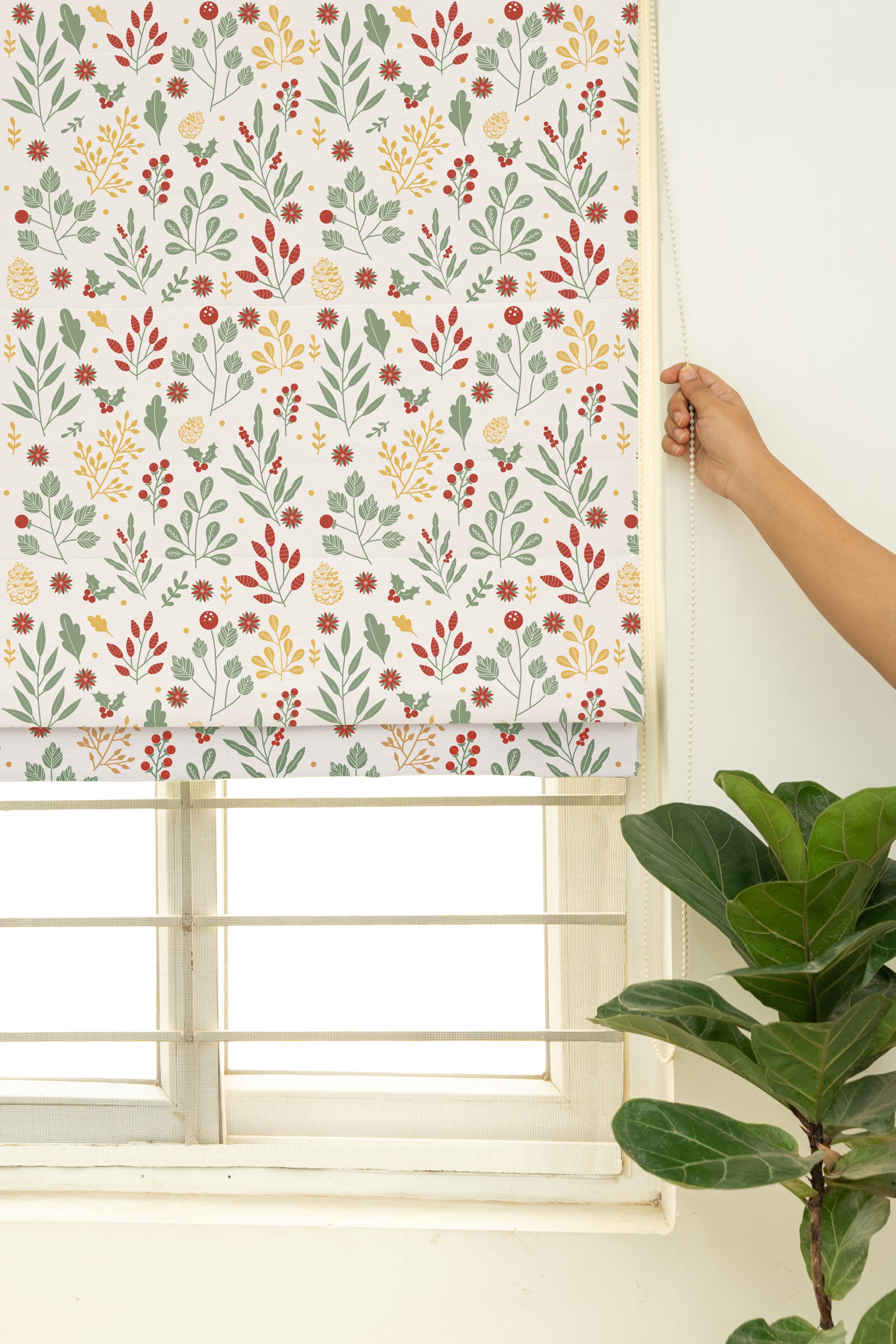 Foraged Berries 100% Customizable Cotton floral blind for living room - Room darkening - Multicolor