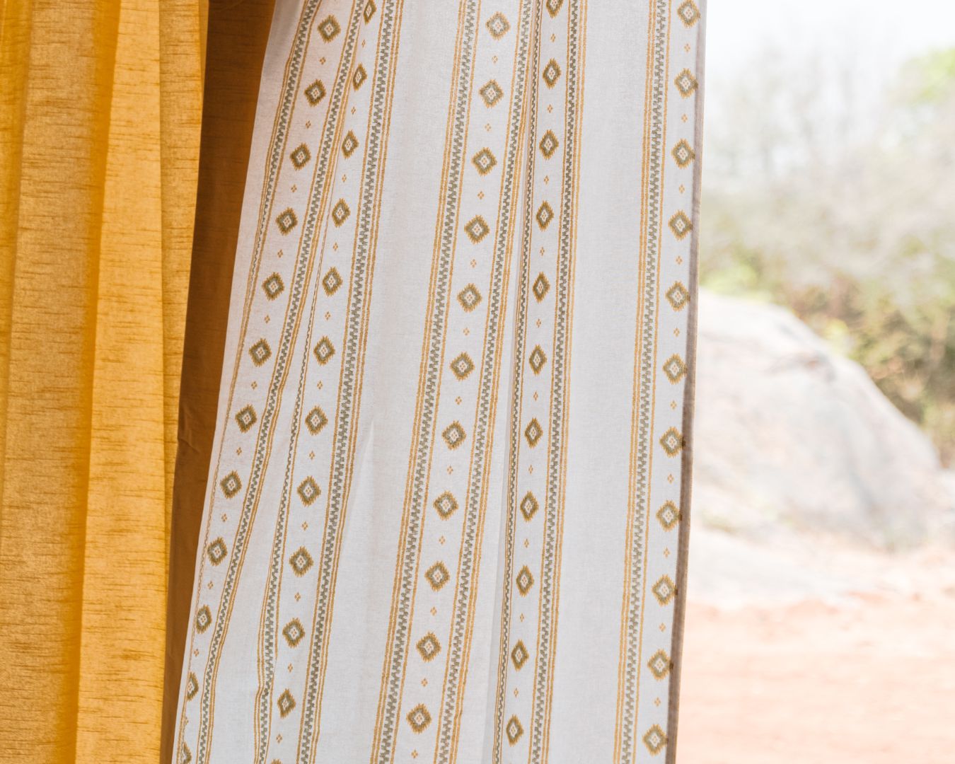TEST Curtain - ECOM ETHOS