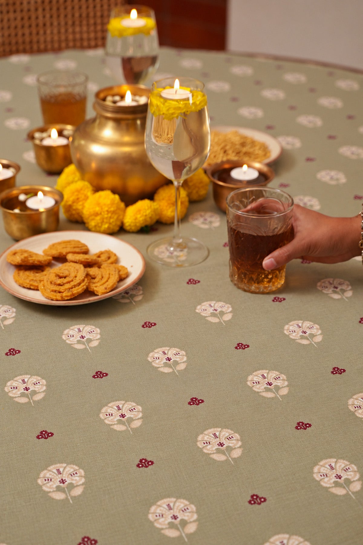 Gulnaar Green 100% Cotton Printed Table Cloth
