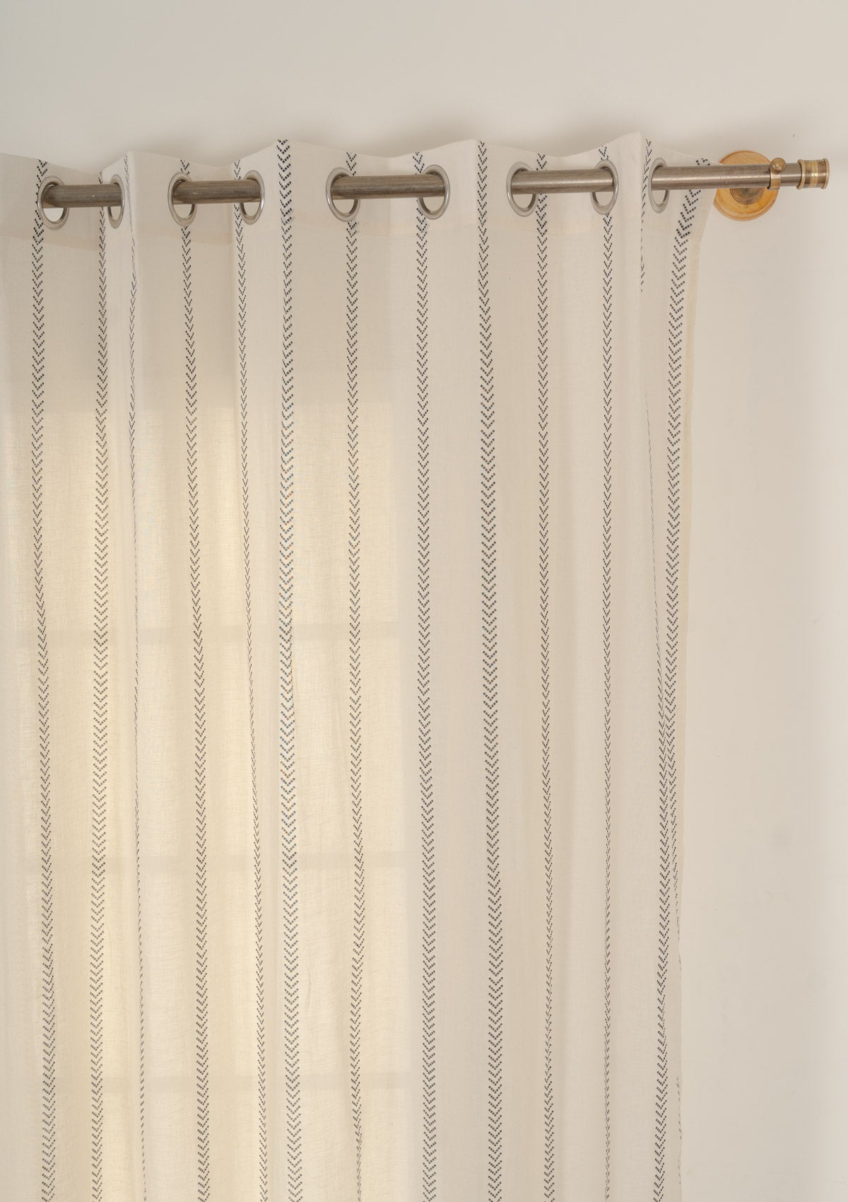 Spear 100% cotton geometric sheer curtain for living room - Light filtering - Black - Single - Pack of 1