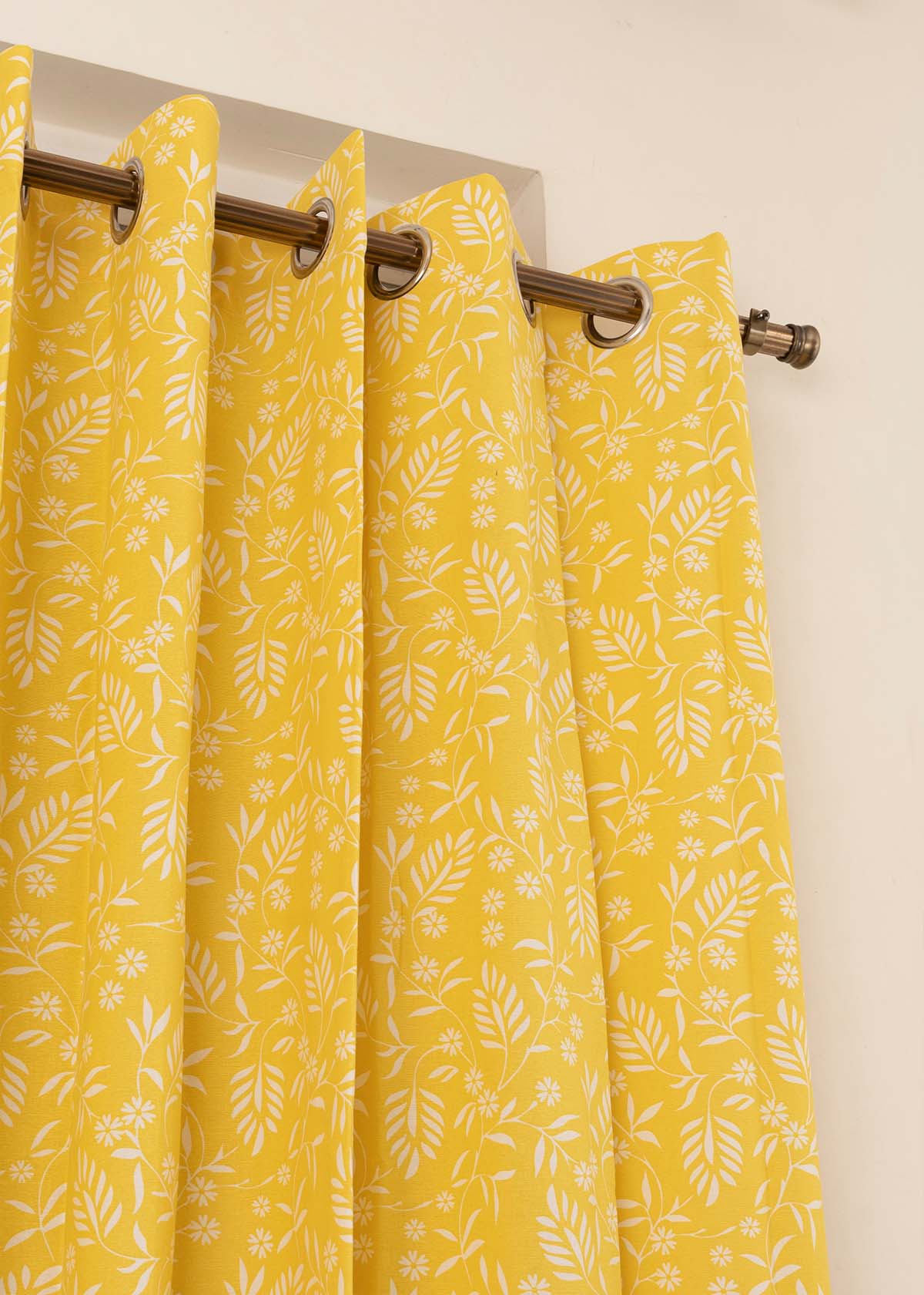 Yellow Daisy Printed Cotton Curtain - Yellow