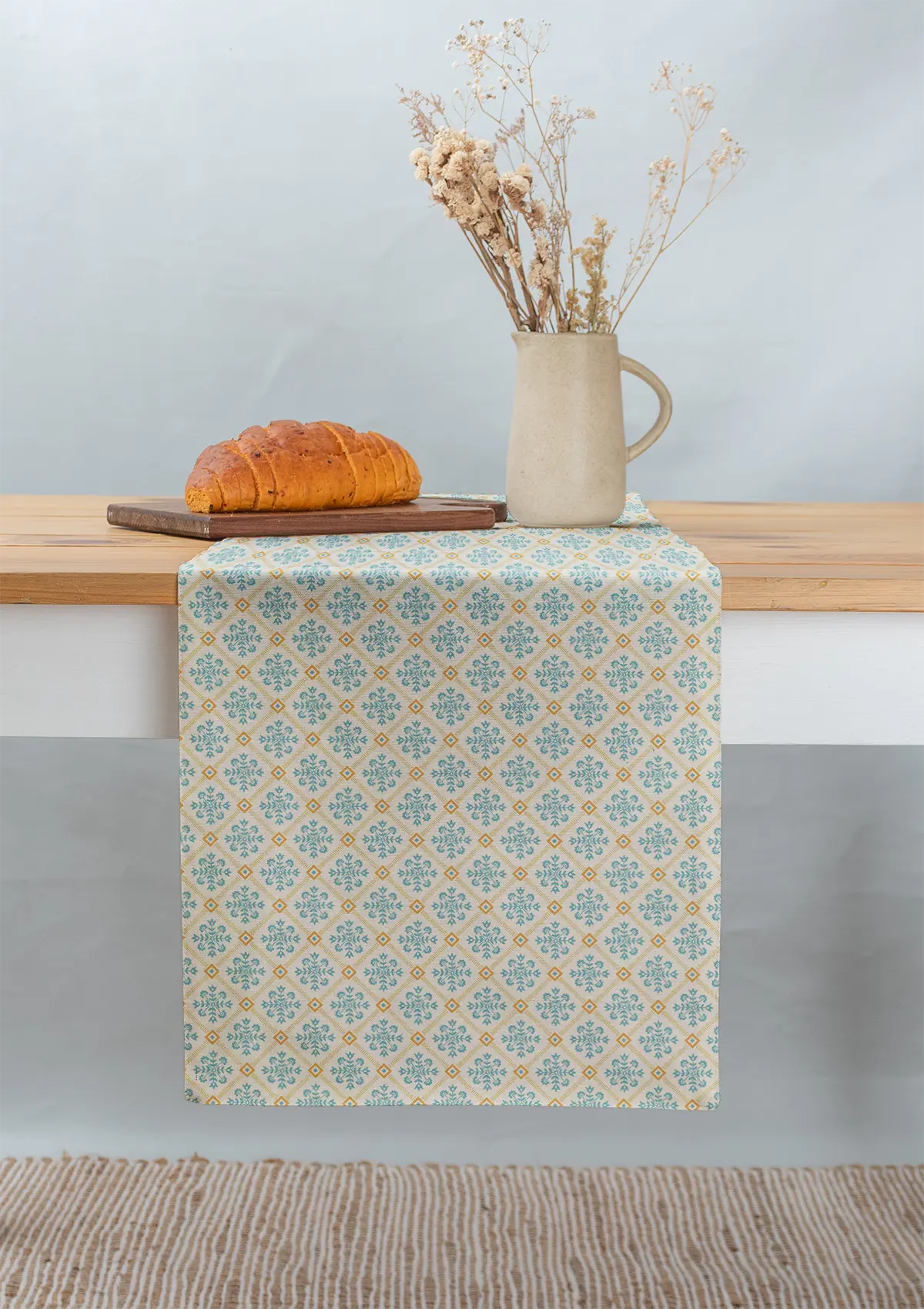 Yura 100% cotton customizable table Runner for dining - Multicolor