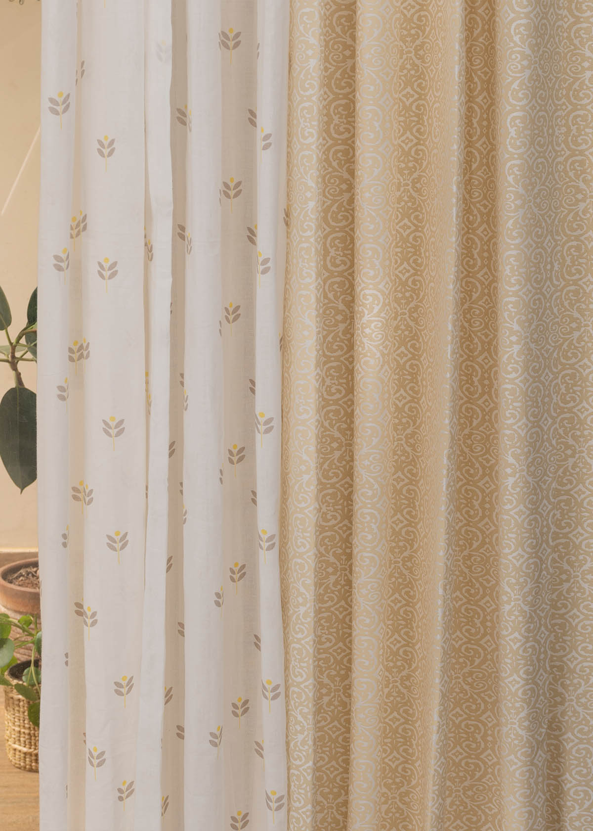 Antique Rose, Sapling Primrose Yellow Sheer Set of 4 Combo Cotton Curtain - Cream And Yellow