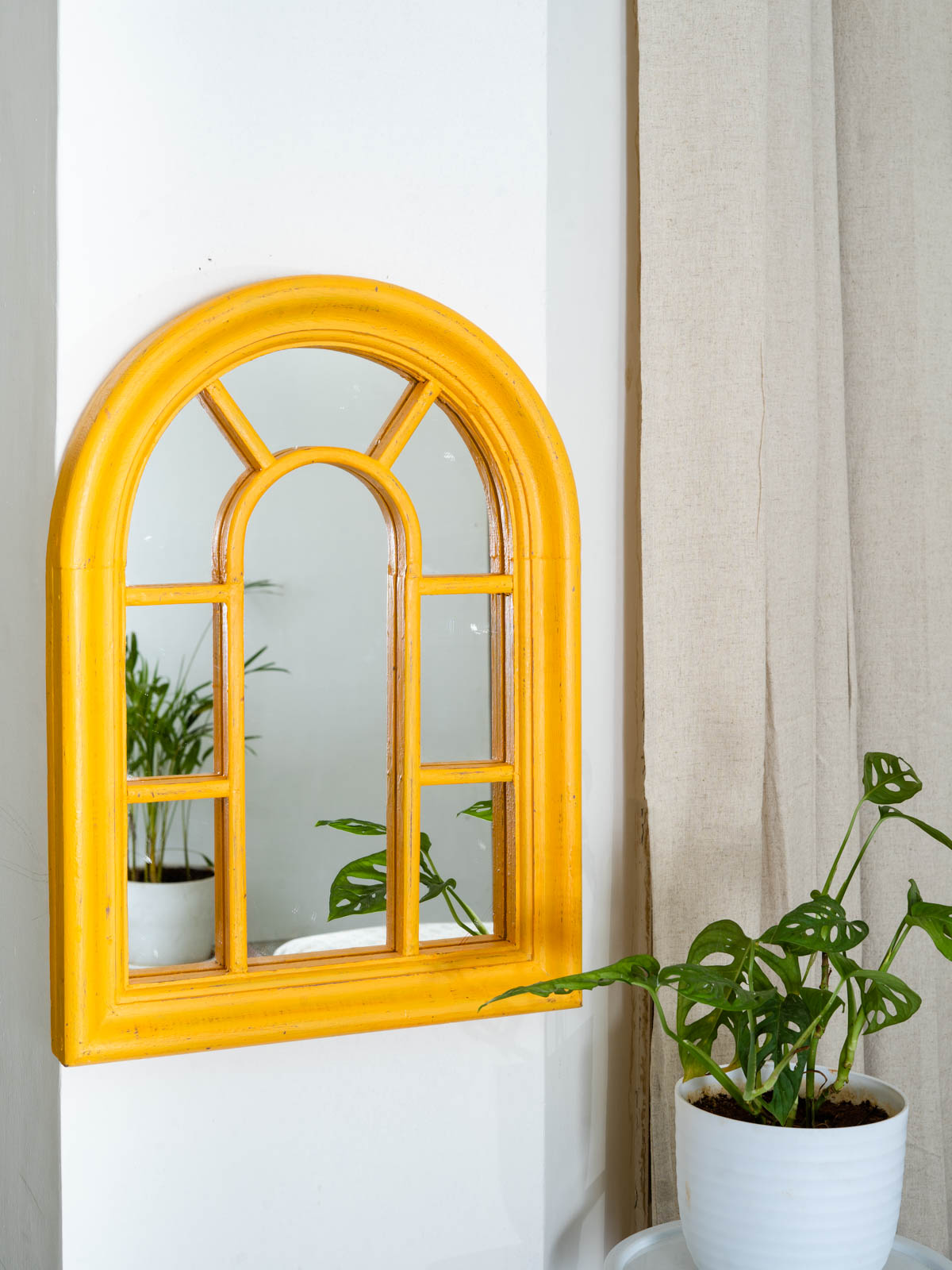 Arched Vintage Mirror - Yellow