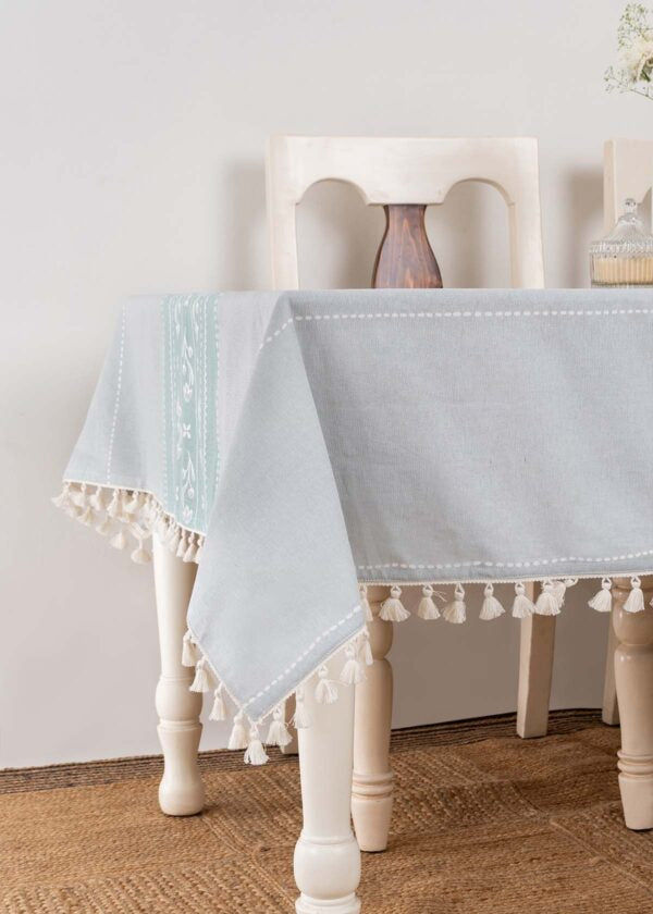 Bloom Bed 100% cotton Neutral table cloth for 4 seater or 6 seater dining - Blue