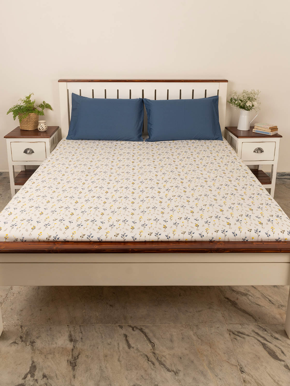 Blooming Meadows Printed Cotton Flat Sheet - Multicolor