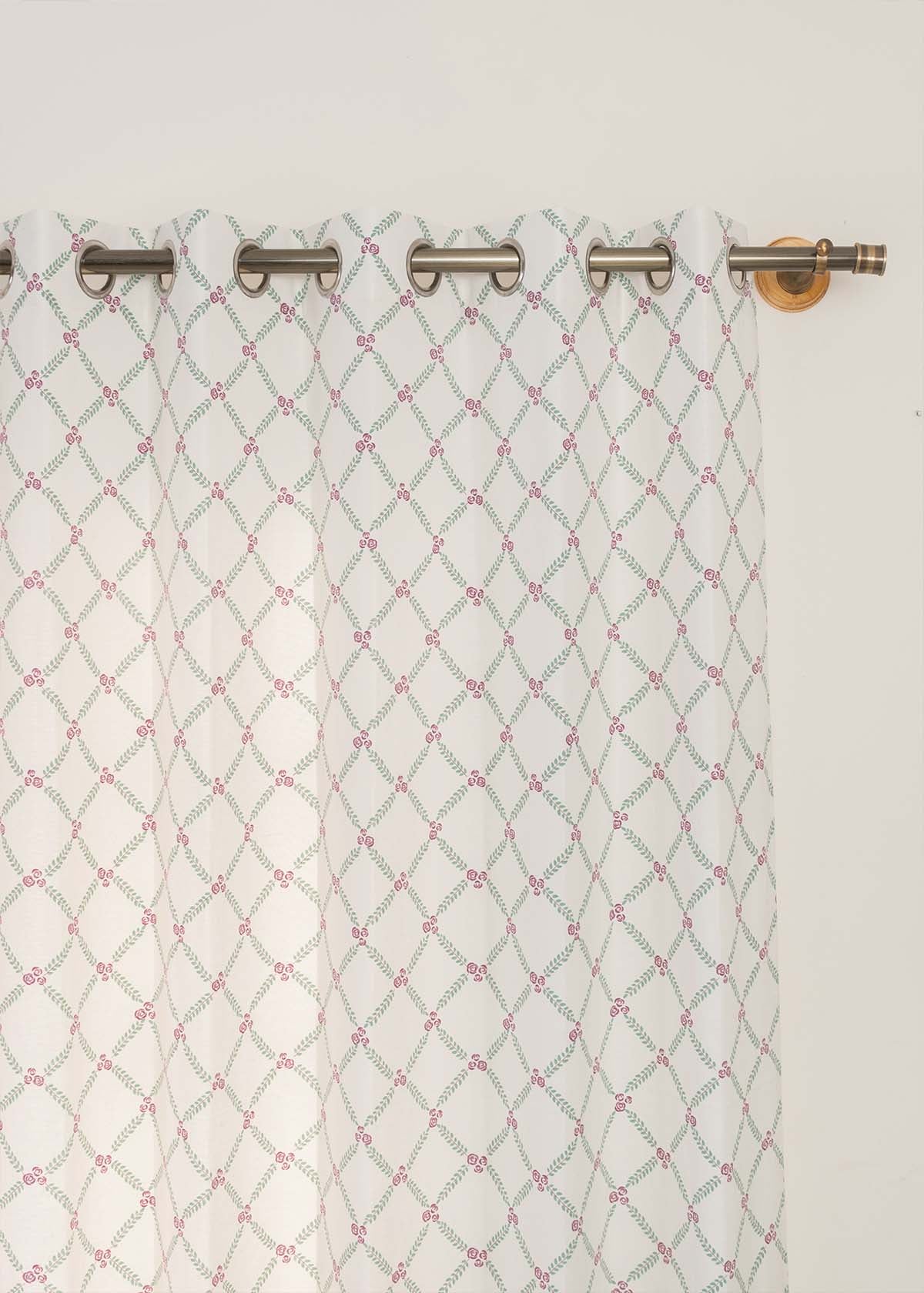 Climbing Roses Printed Cotton Curtain - Lavender