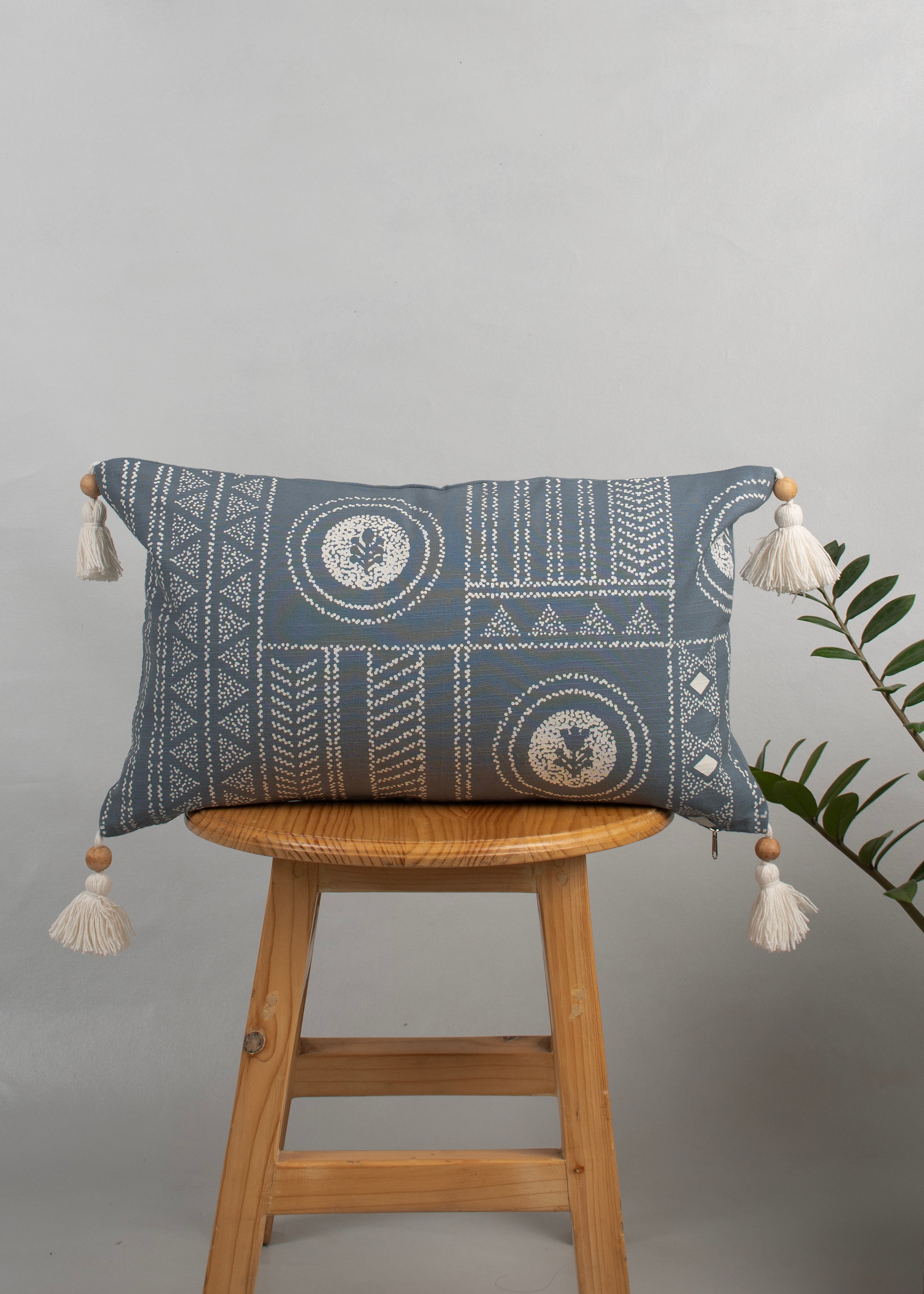 Cosmos Printed 100% Cotton Floral-Geometric Design Cushion Cover for Sofa - Blue