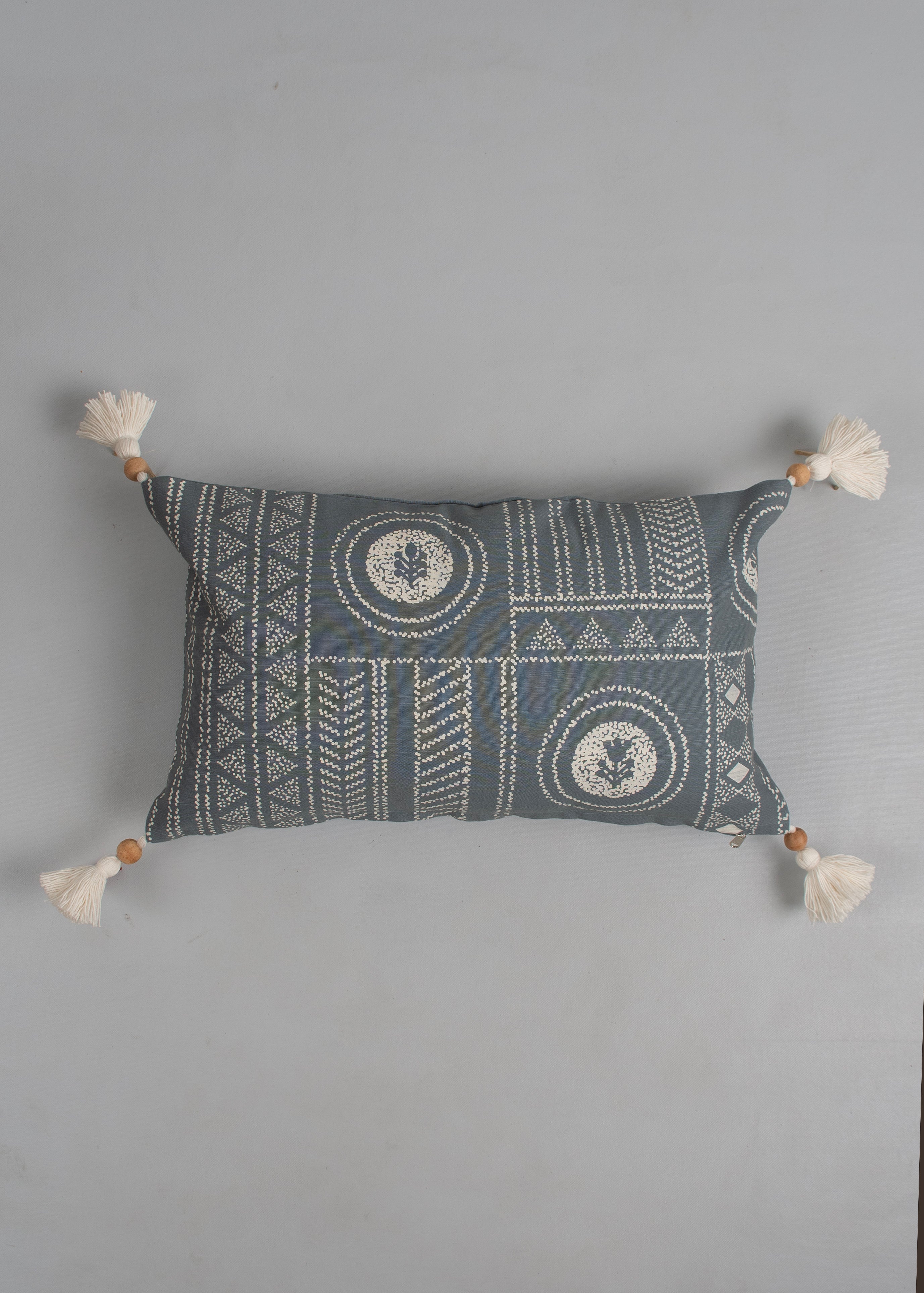 Cosmos Printed 100% Cotton Floral-Geometric Design Cushion Cover for Sofa - Blue