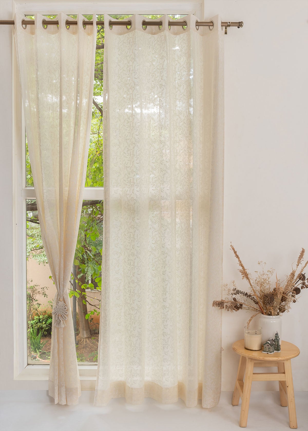 Trailing Berries 100% Cotton Sheer minimal curtain for Living room - Light filtering - Cream - Single Piece