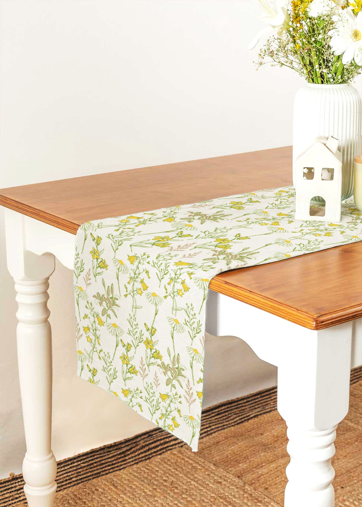Tulip garden 100% cotton floral table runner for 4 seater or 6 seater Dining with tassels - Multicolor