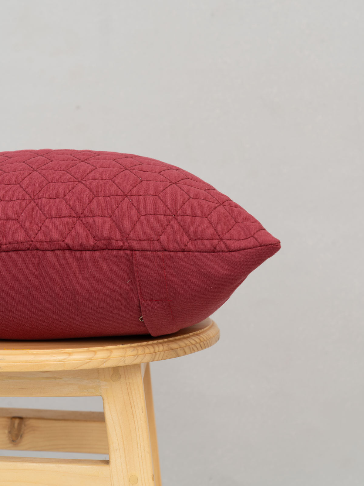 Solid 100% cotton customisable cushion cover for sofa - Wine red