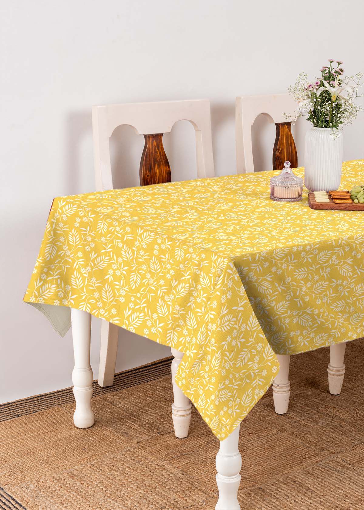 Daisy Printed 100% cotton floral table cloth for 4 seater or 6 seater dining - Yellow
