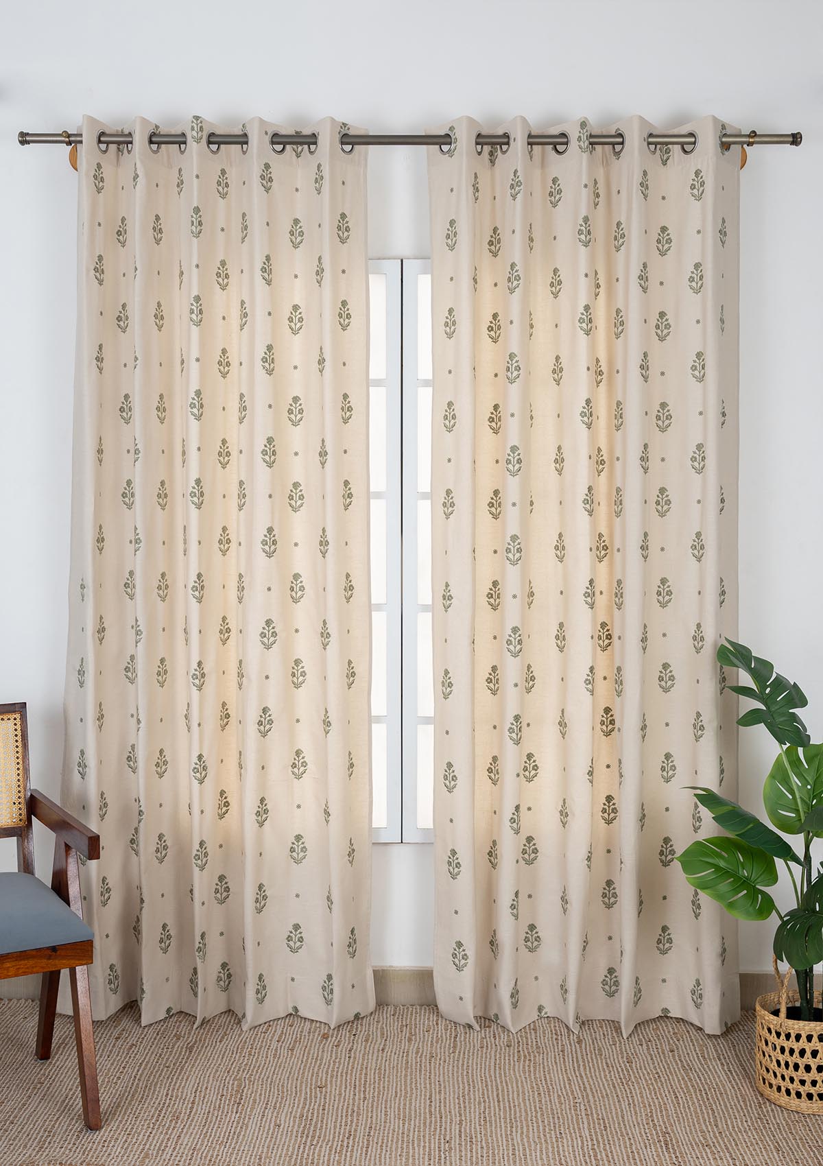 Juhi Green Floral 100% Cotton Embroidered Curtain For Livingroom / Bedroom | Light Reduction | Single Piece