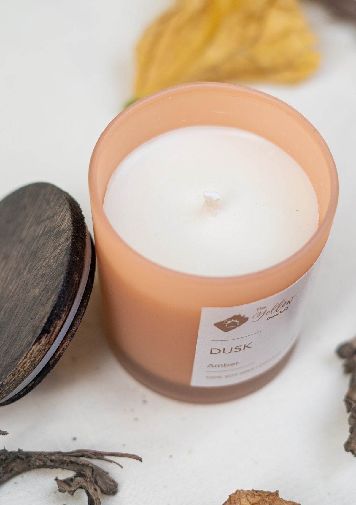 Dusk scented candle