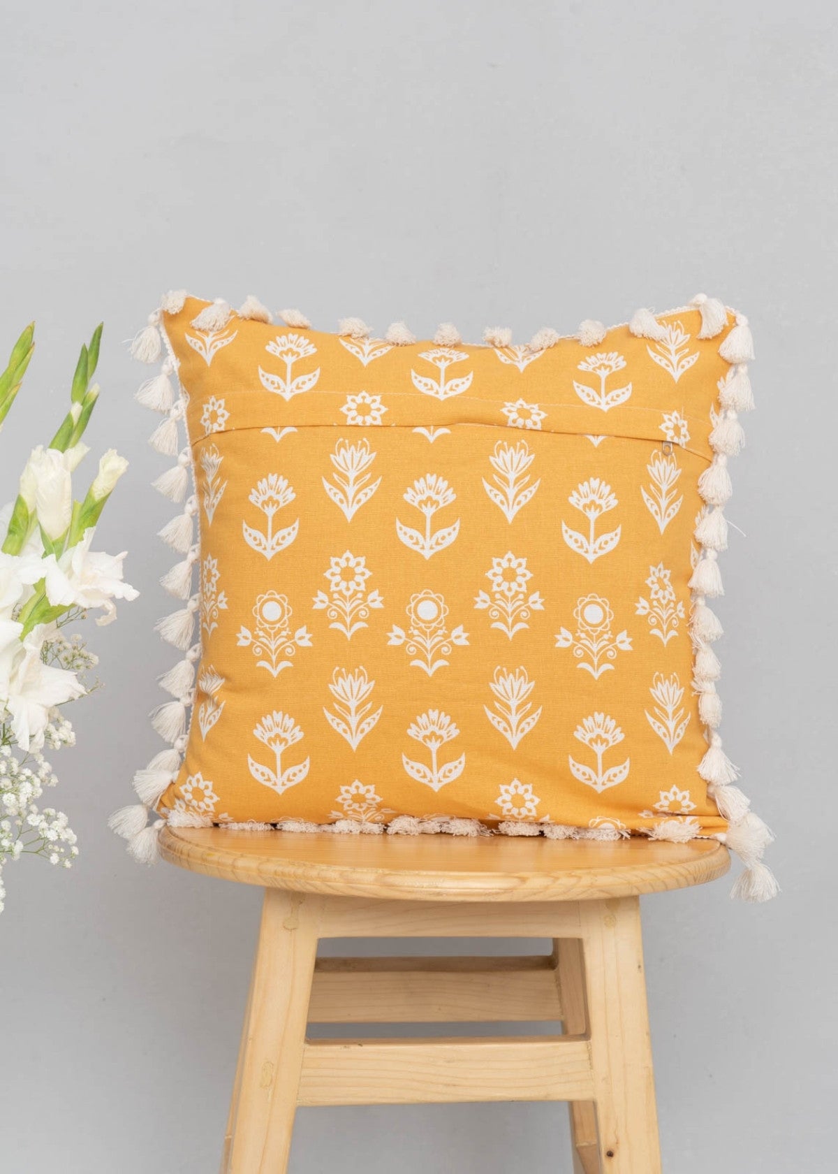 Dahlia Printed 100 cotton floral cushion cover for sofa with tassels