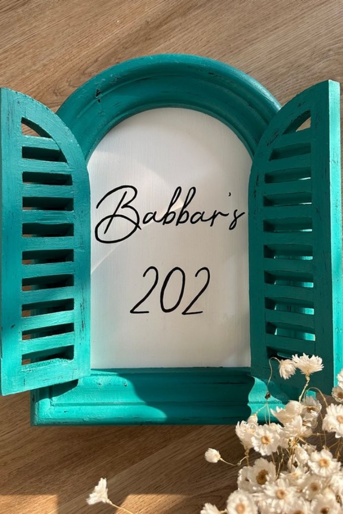 Vintage Window Customizable Name board - Two Names