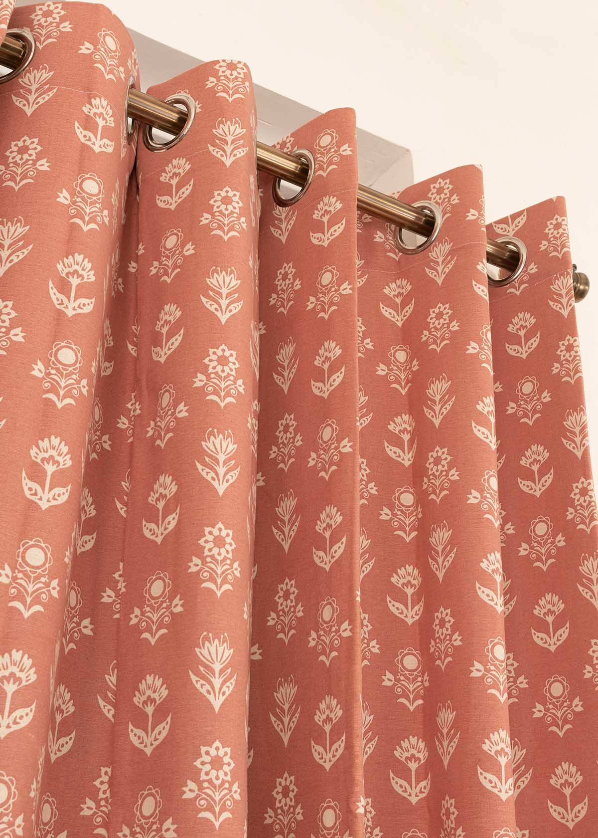 Dahlia 100% Customizable Cotton floral curtain for living room - Room darkening - Rust