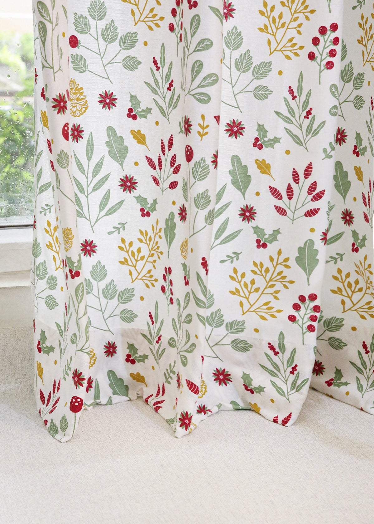 Foraged Berries 100% cotton floral curtain for living room - Room darkening - Multicolor - Pack of 1