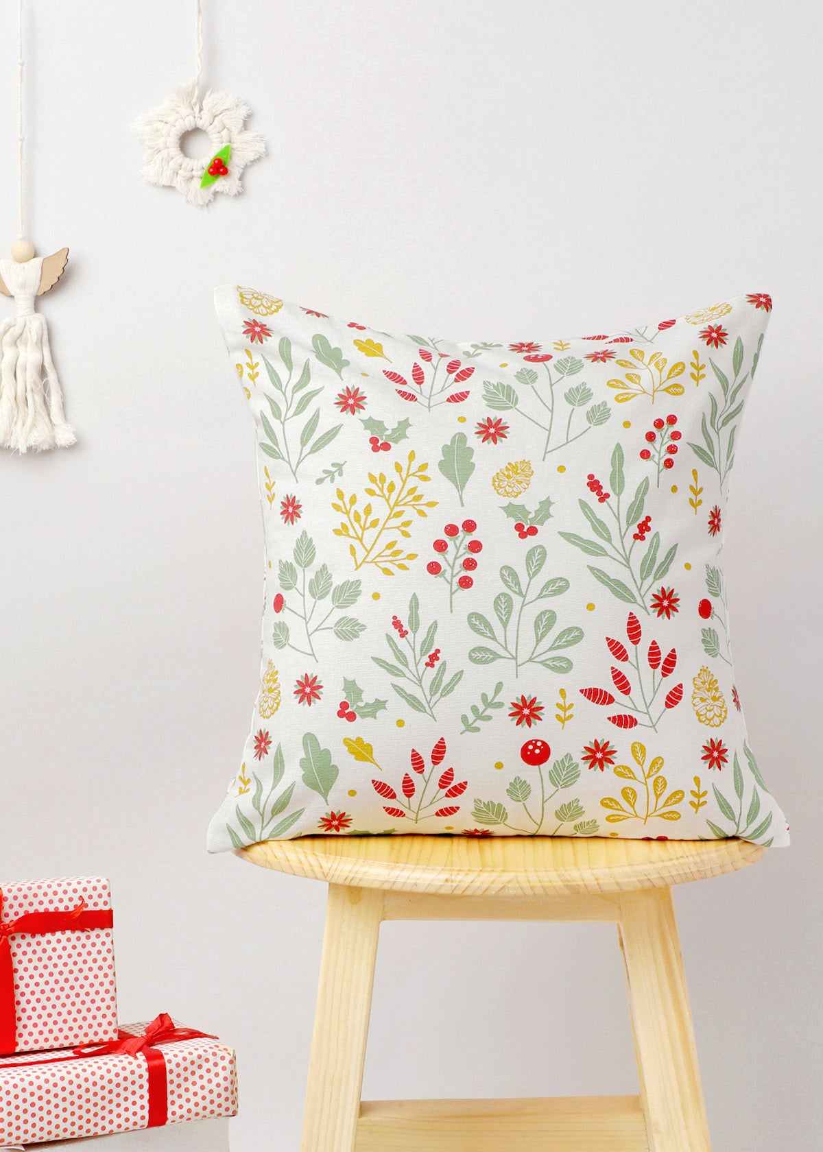 Foraged Berries Printed Cotton Cushion Cover - Multicolor