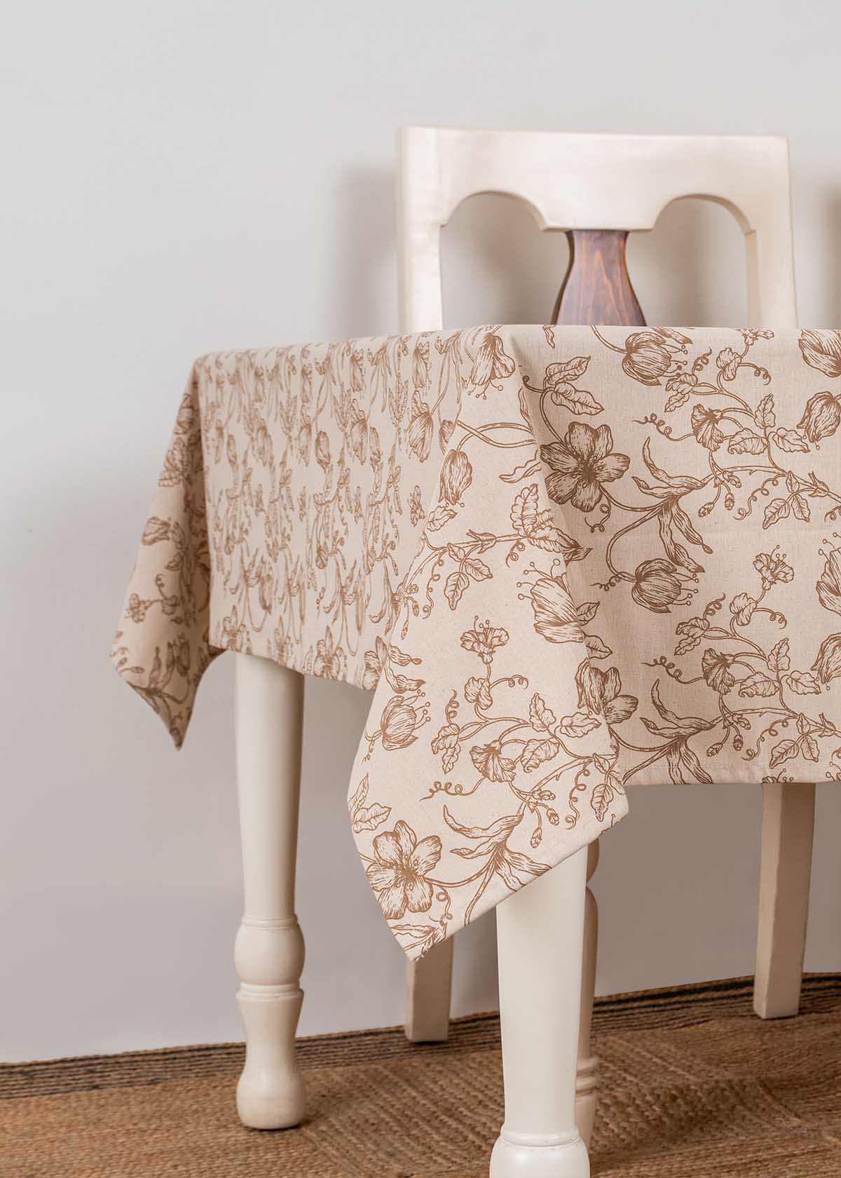 French Farmhouse Printed Cotton Table Cloth - Beige