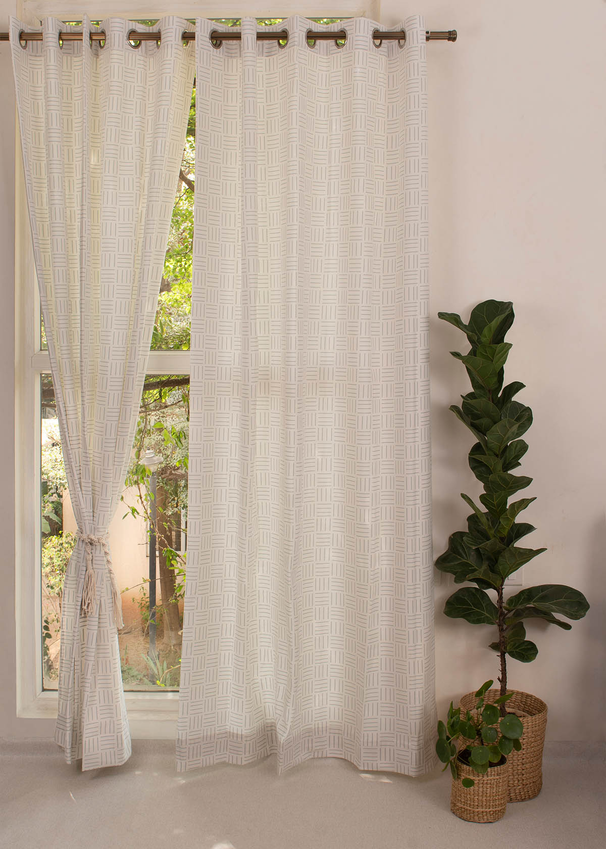 Hashlines Printed Cotton Curtain - Grey