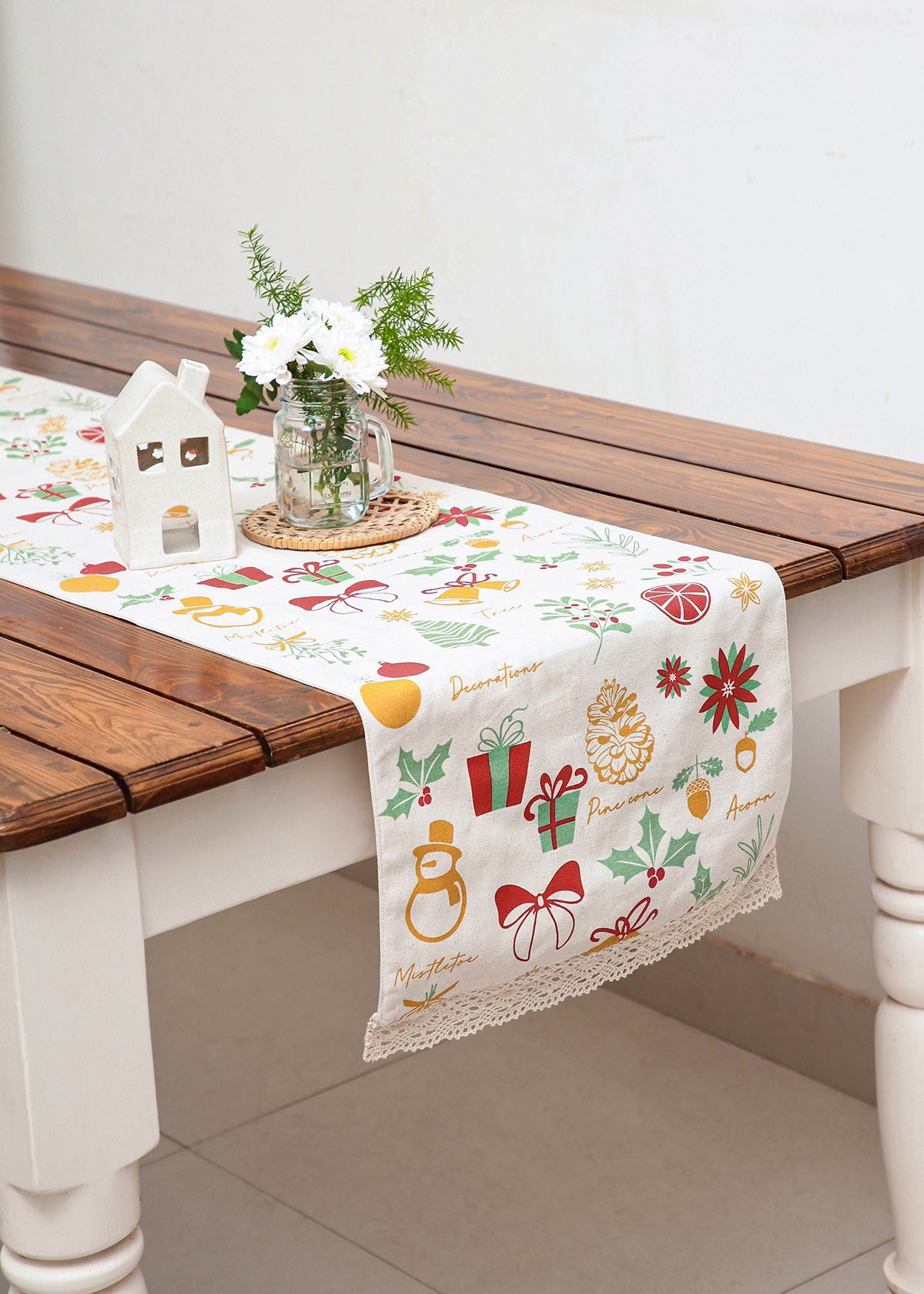 Holiday Finds Table Runner