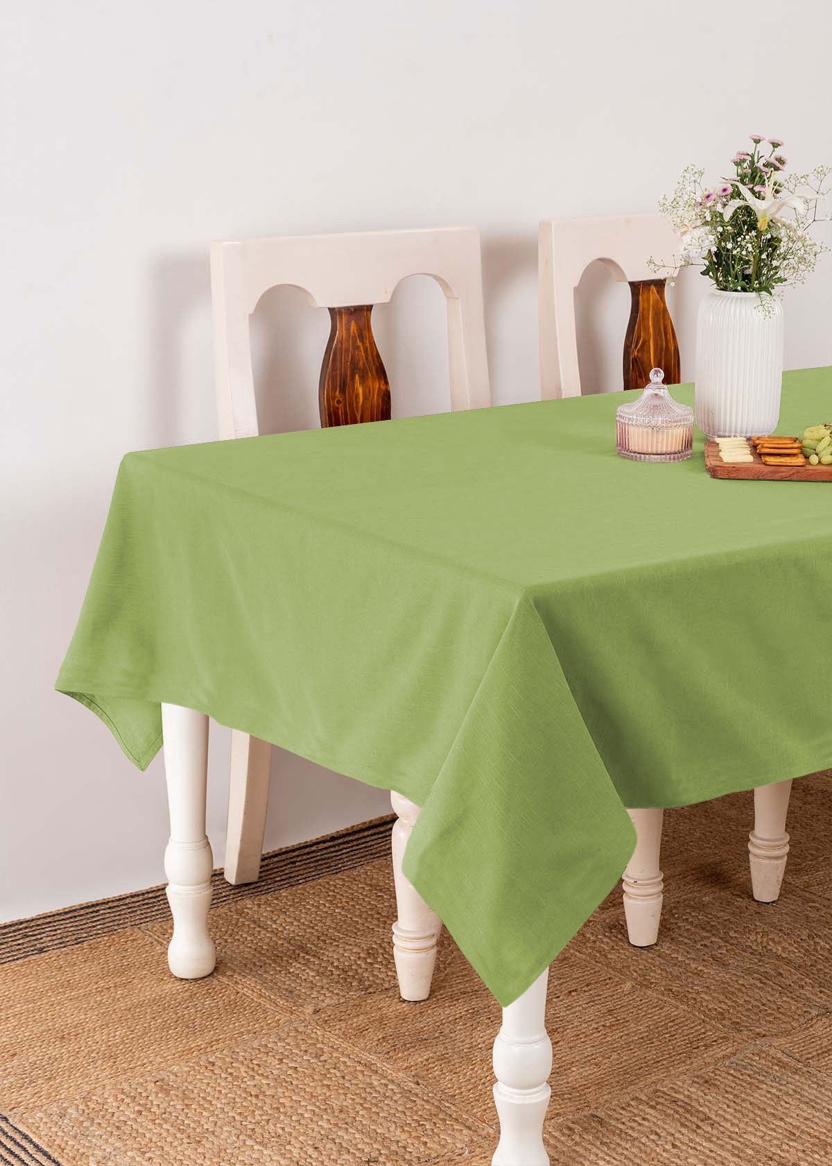 Solid Leaf Green 100% Cotton Table cloth for 4 seater, 6 seater and 8 seater dining - Leaf green