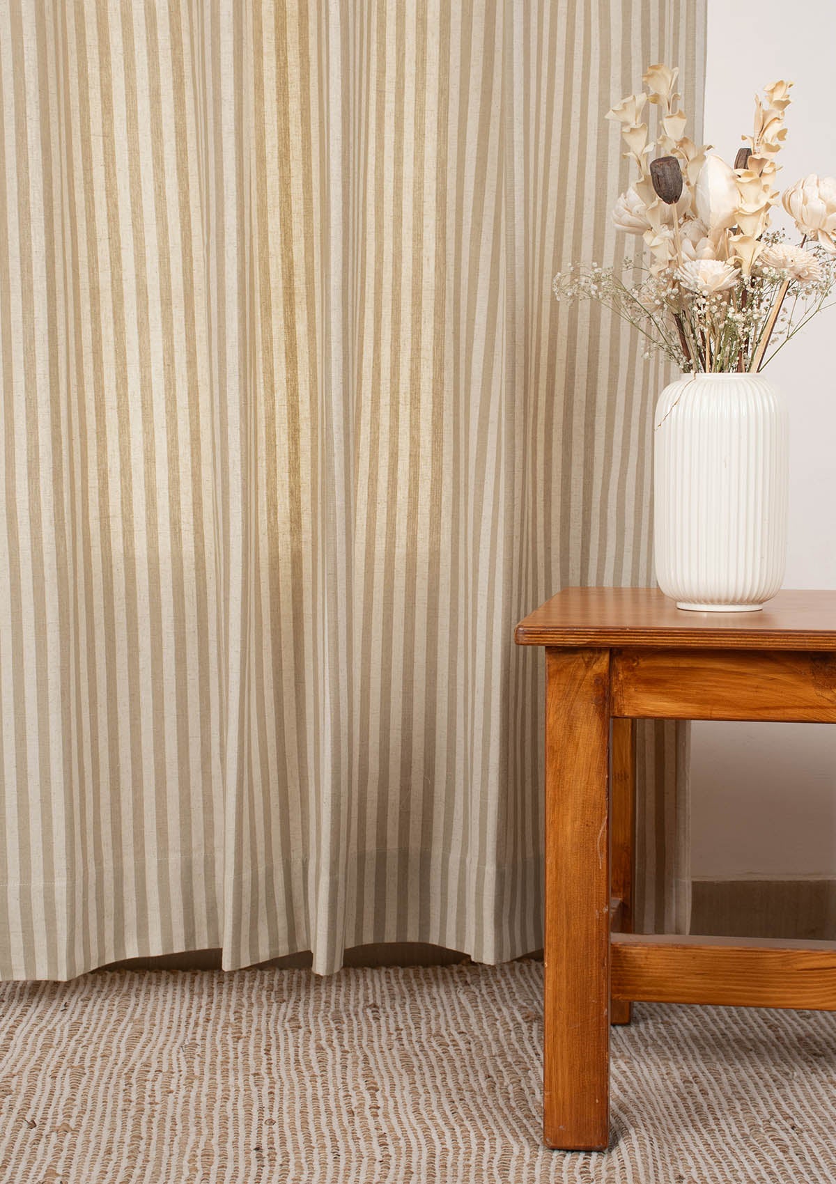 Loom 100% cotton Geometric pattern curtain for Living Room and Bedroom - Room darkening - Beige - Single Piece