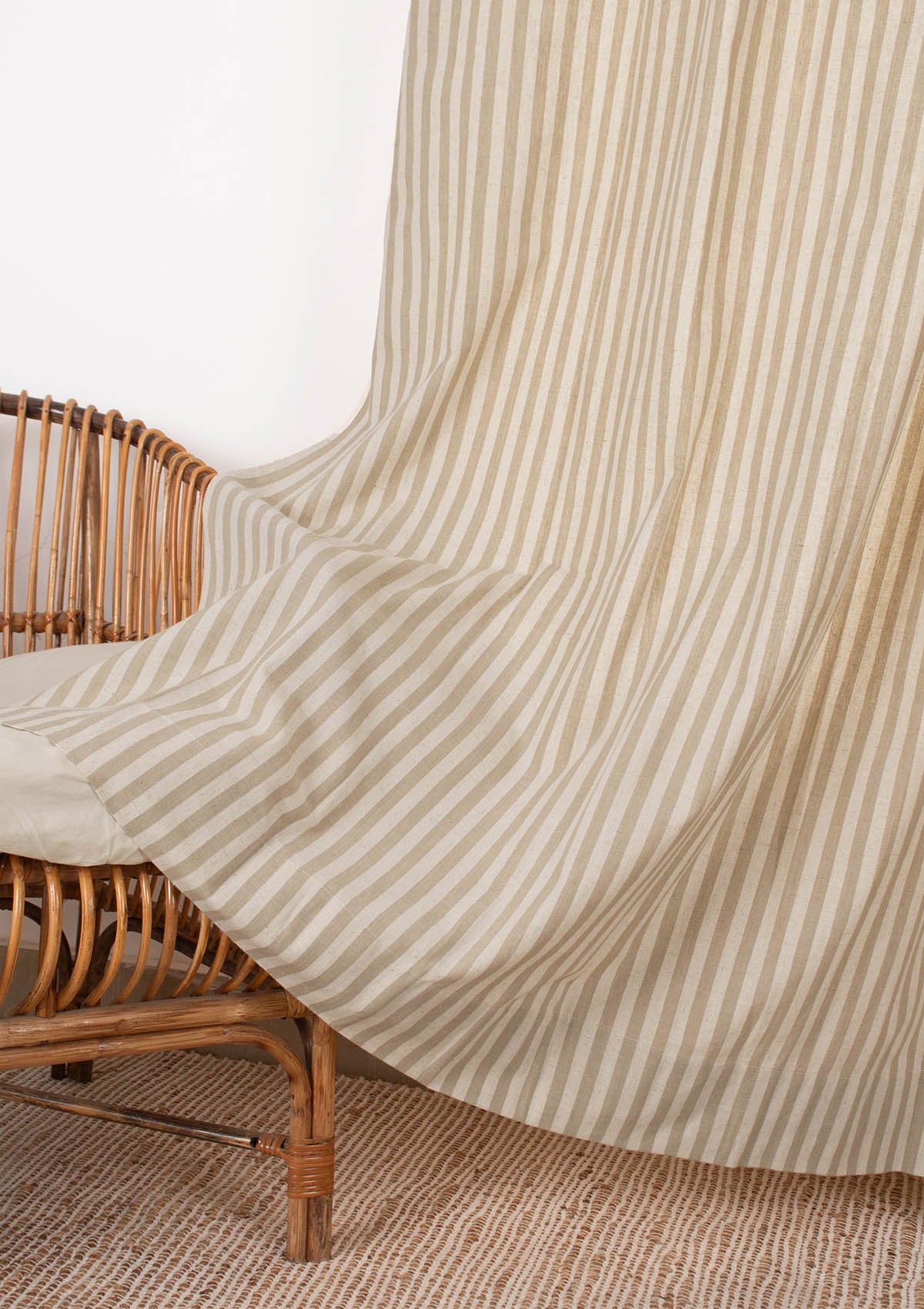 Loom 100% cotton Geometric pattern curtain for Living Room and Bedroom - Room darkening - Beige - Single Piece