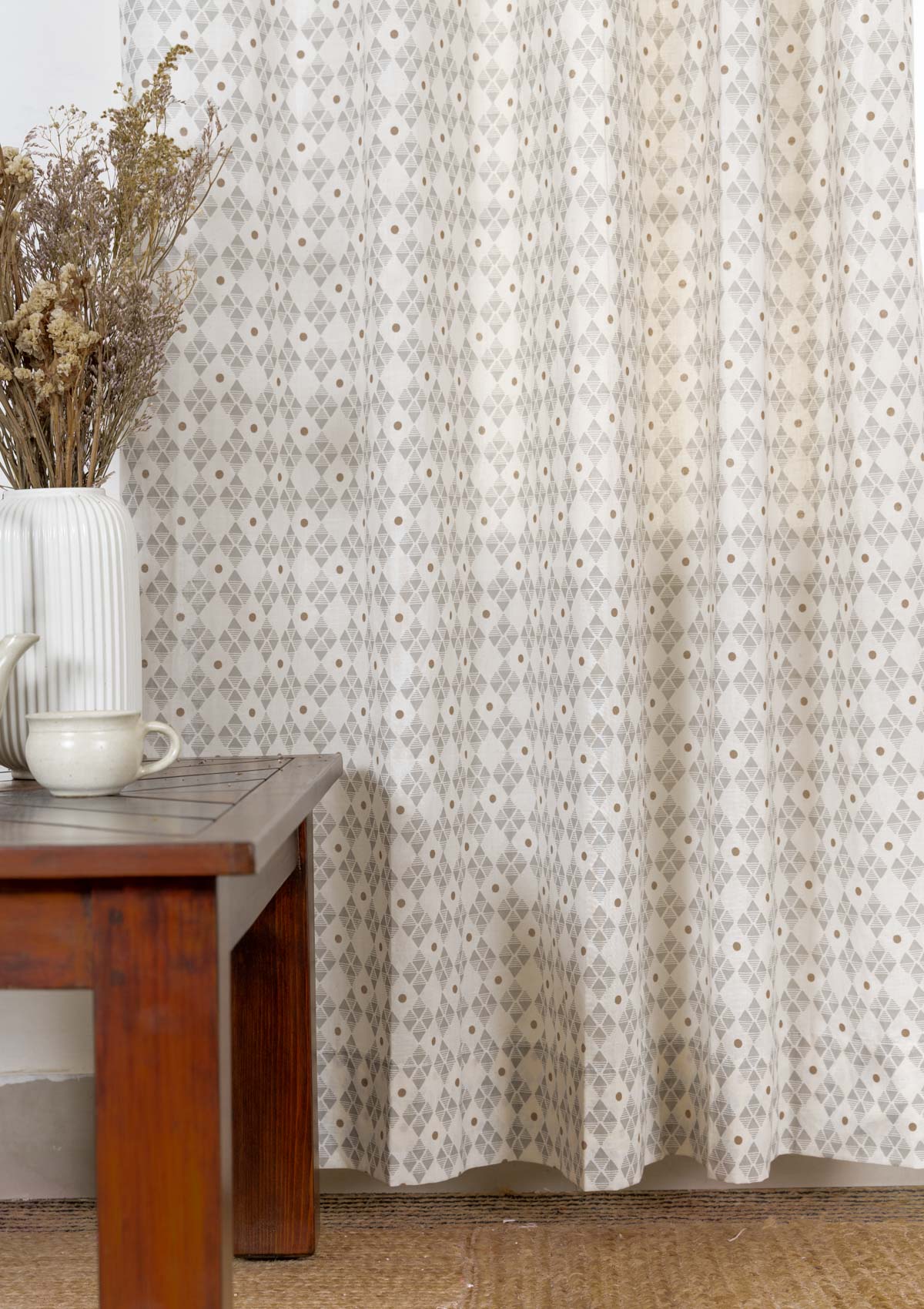 Mirage 100% cotton geometric sheer customisable curtain for living room - Light filtering - Grey