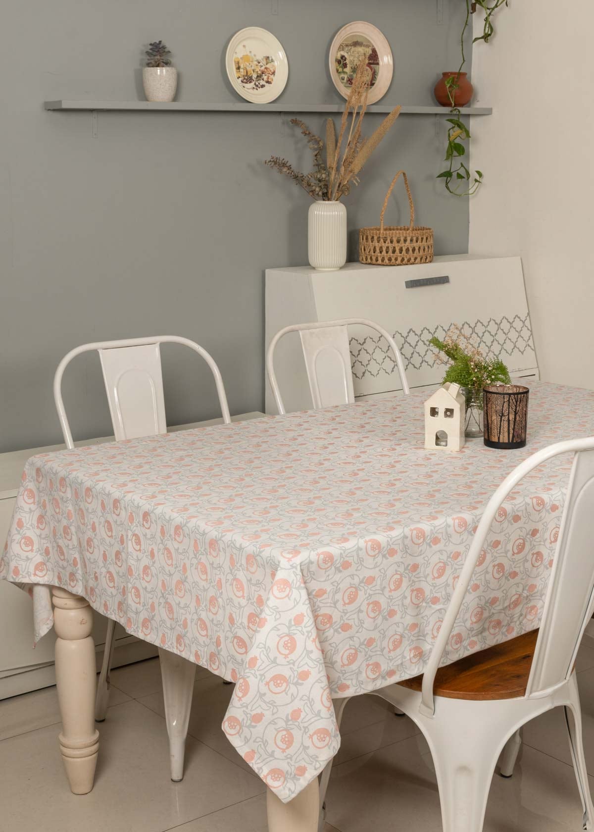 Pom Pearls Table cloth - Blush