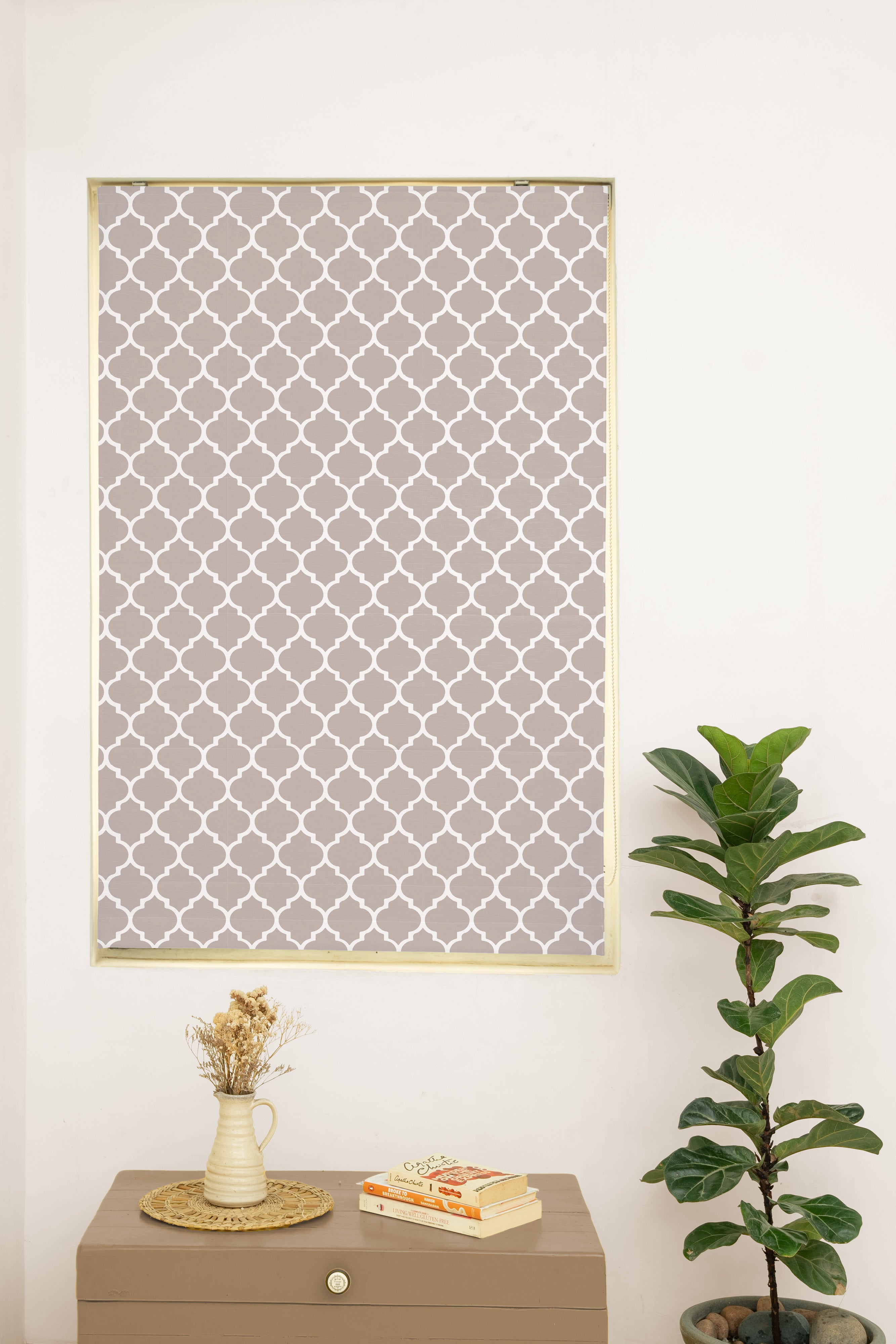 Reverse Trellis 100% Customizable Cotton geometric blind for bed room - Room darkening - Walnut Grey