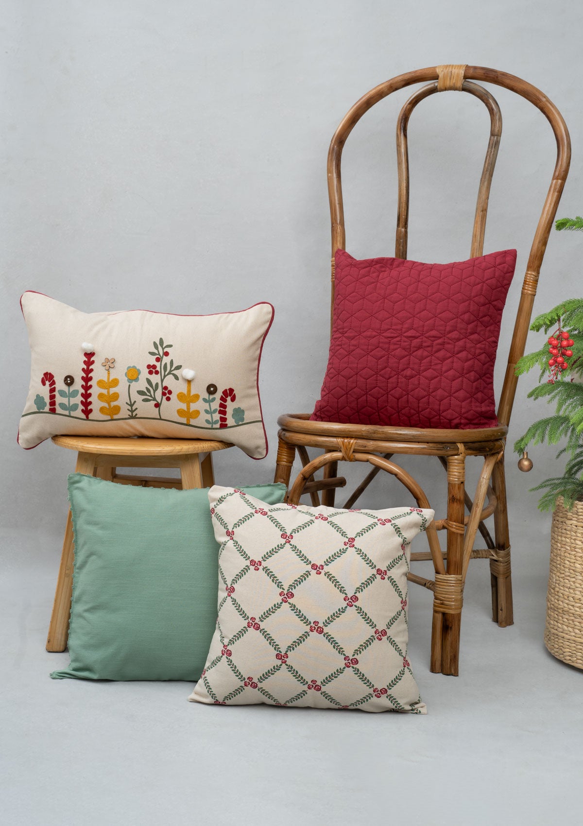 Santa's Garden Combo Cushion Cover Set - Multicolor