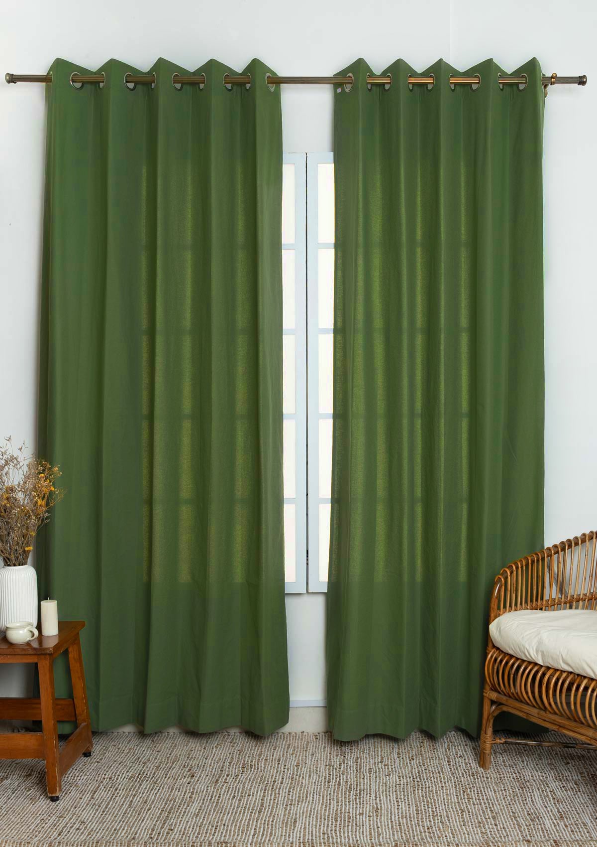 Solid Pepper Green 100% cotton plain curtain for living room and bed room - Room darkening - Pepper Green - Pack of 1