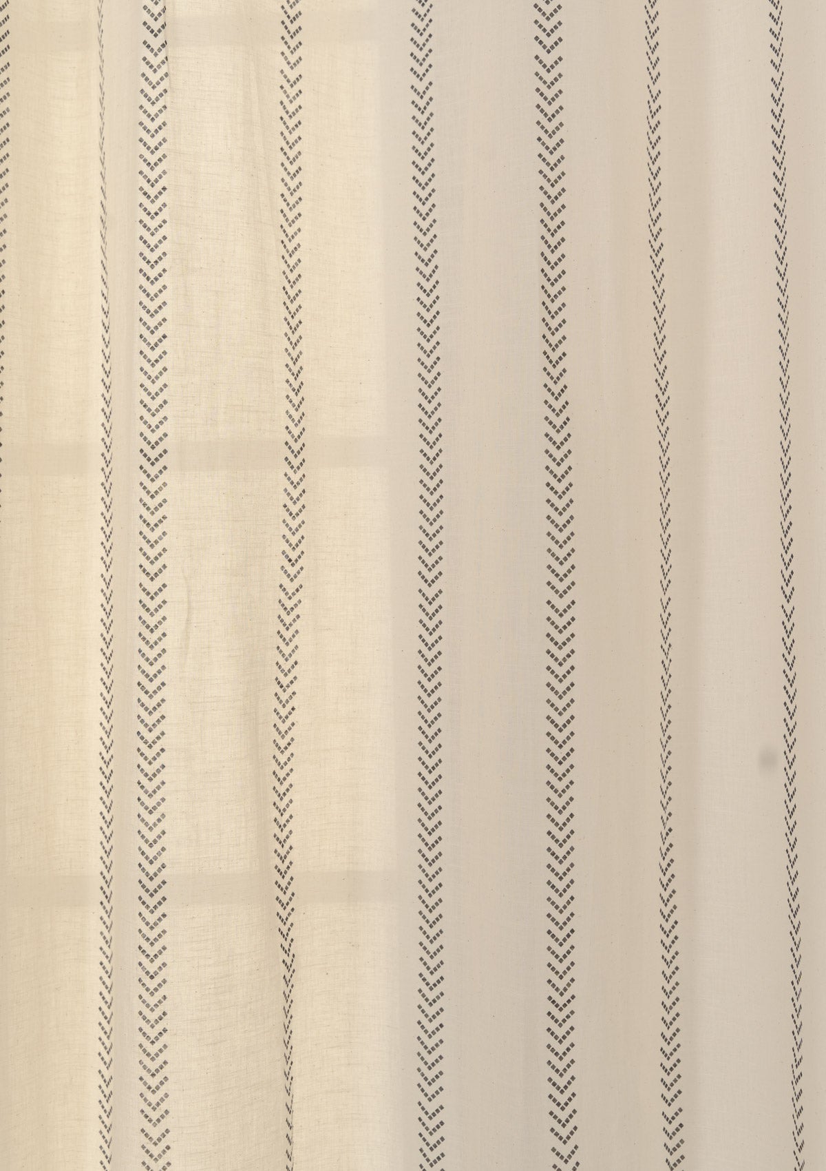 Spear 100% cotton geometric sheer curtain for living room - Light filtering - Black - Single