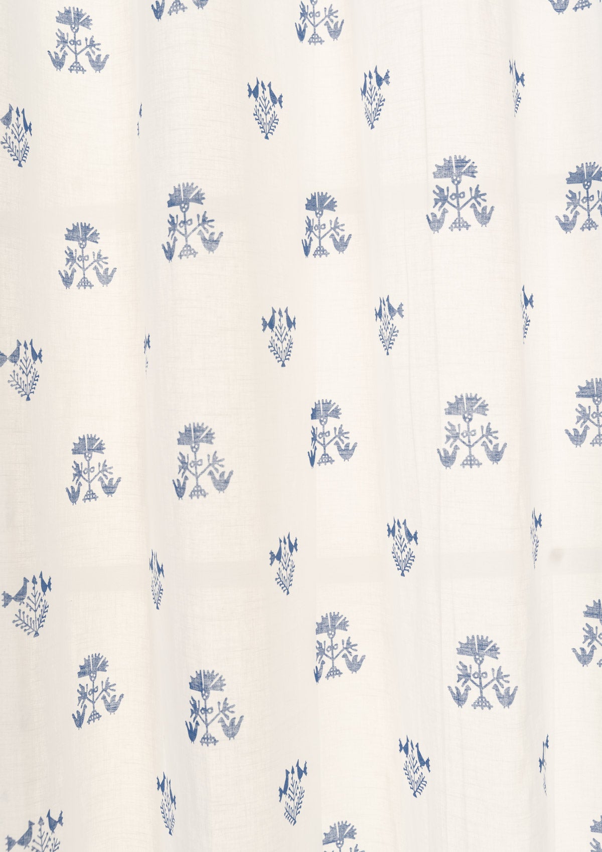 Sunbird 100% cotton floral sheer fabric for living room - Light filtering - Indigo