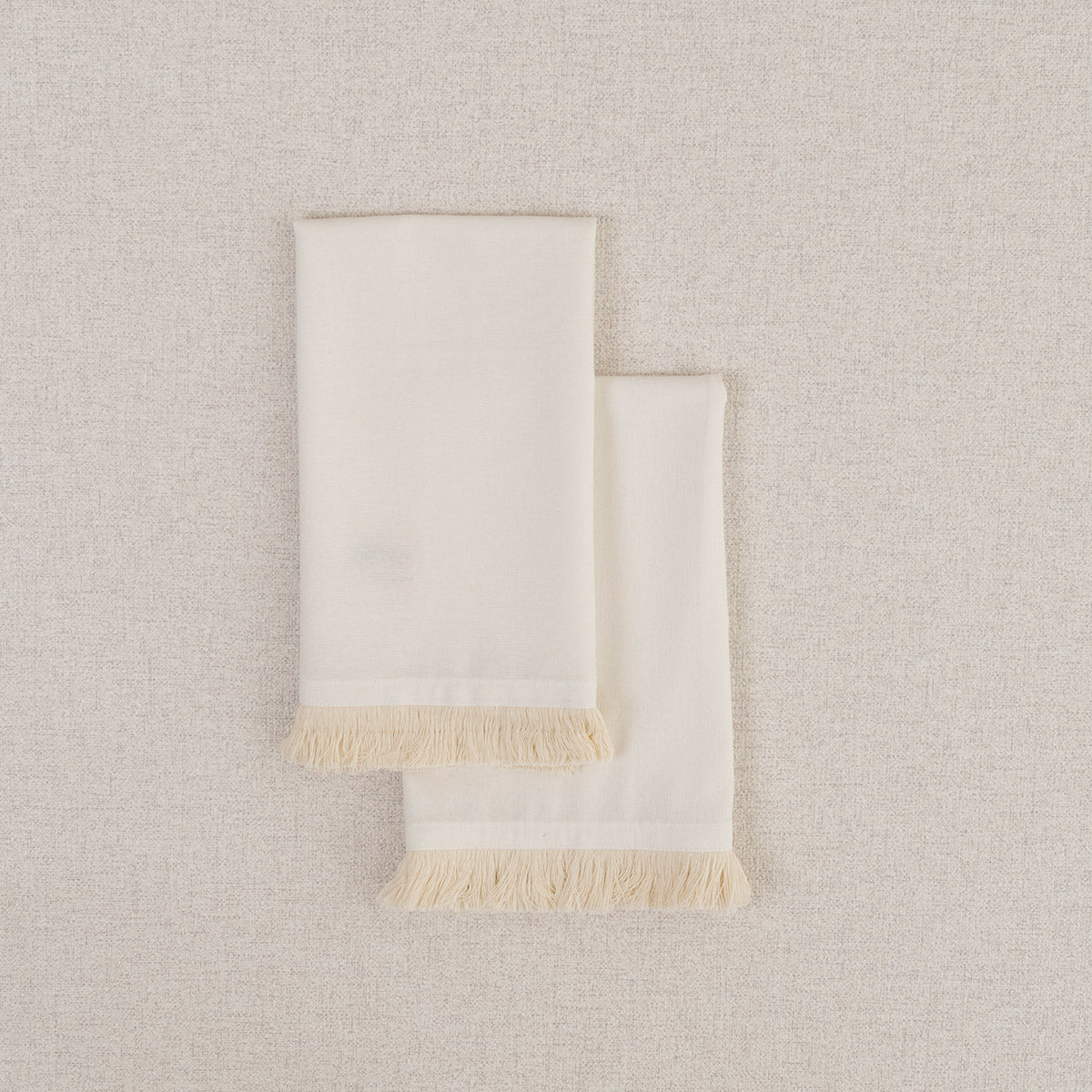 Warm white with fringe Napkins