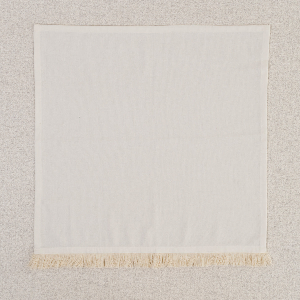 Warm white with fringe Napkins