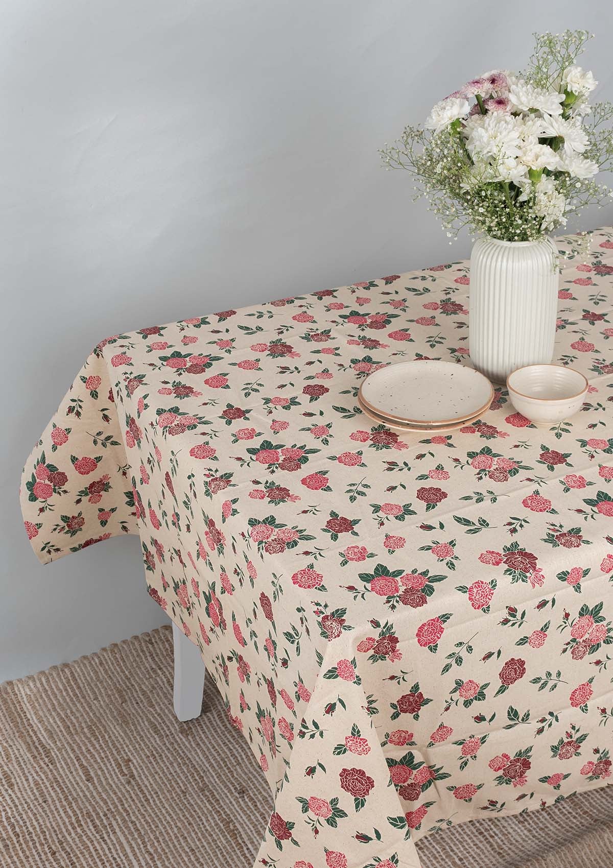 Wild Roses Spill safe water-resistant coated cotton table cloth