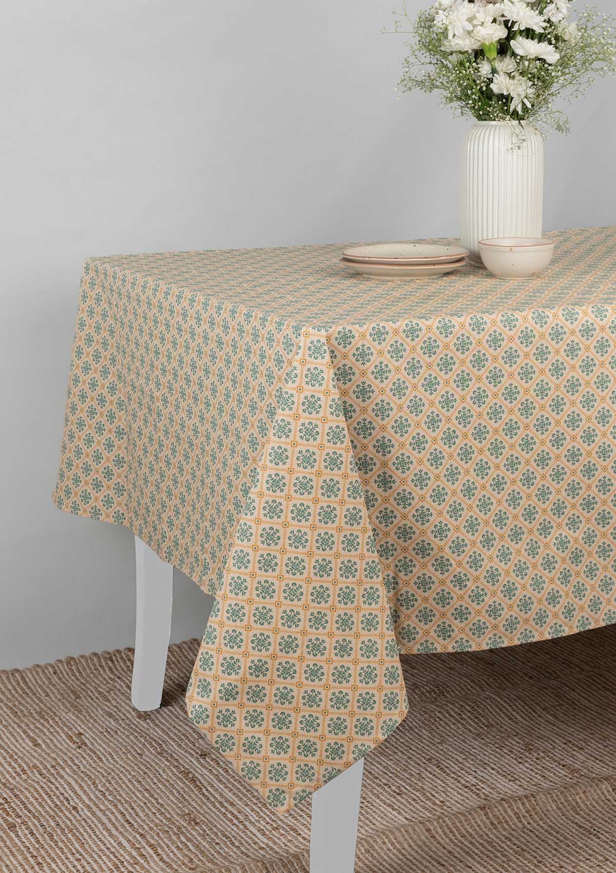 Yura Spill safe water-resistant coated cotton table cloth