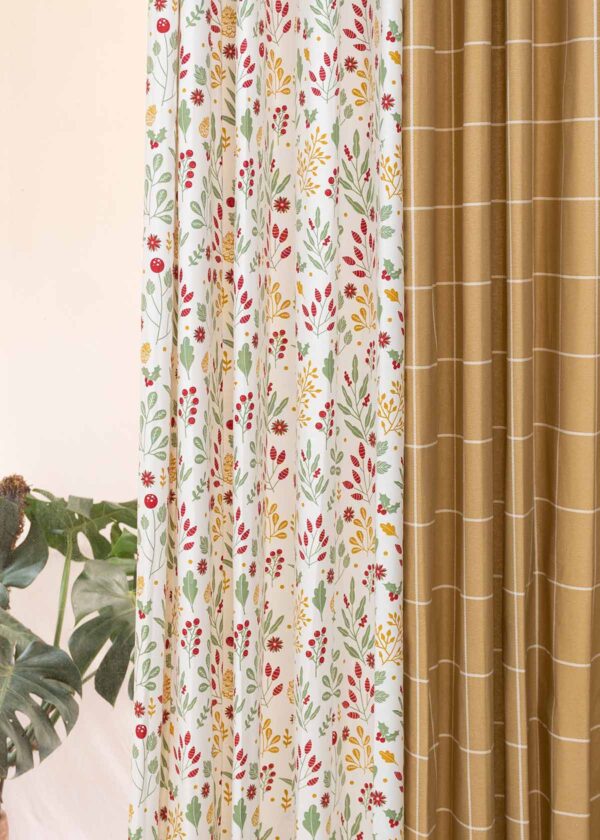 Cabin Checks, Foraged Berries Set of 4 Combo Cotton Curtain - Multicolor