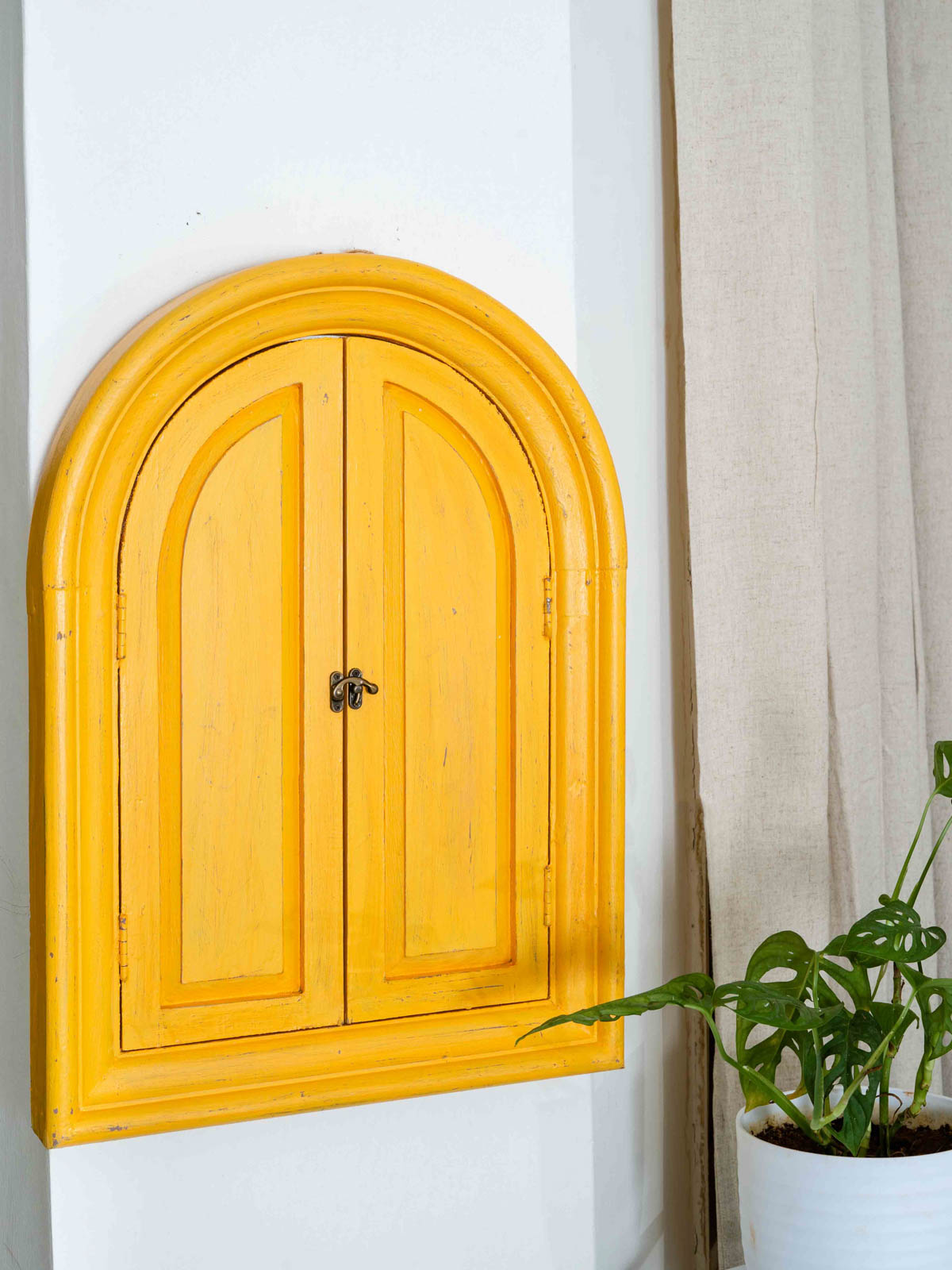 Classic Arched Window Mirror - Yellow